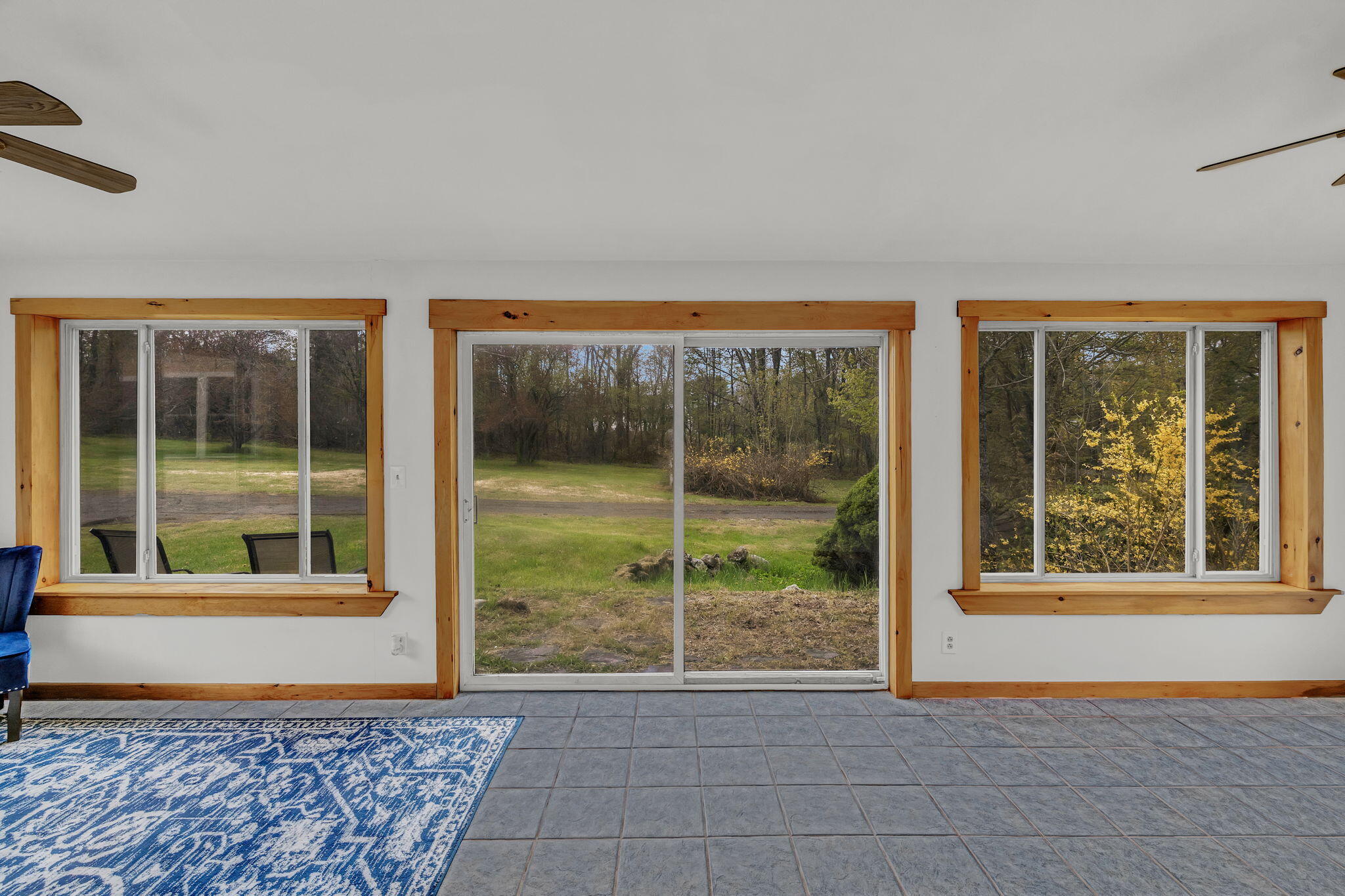402 Webb Ridge Road Property Photo 12