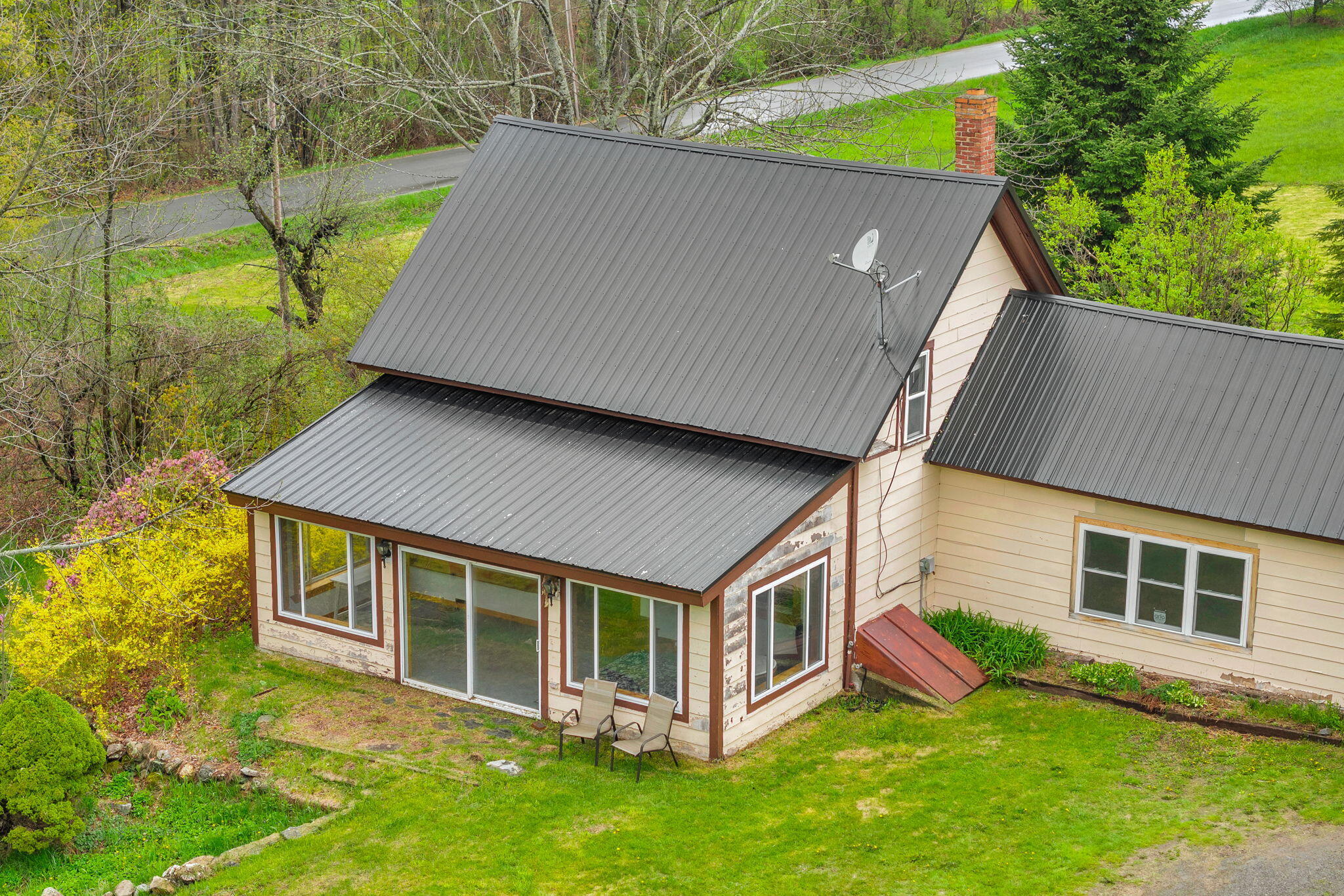 402 Webb Ridge Road Property Photo 48