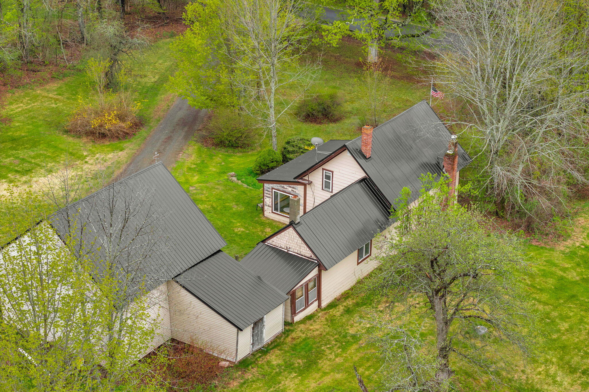 402 Webb Ridge Road Property Photo 55