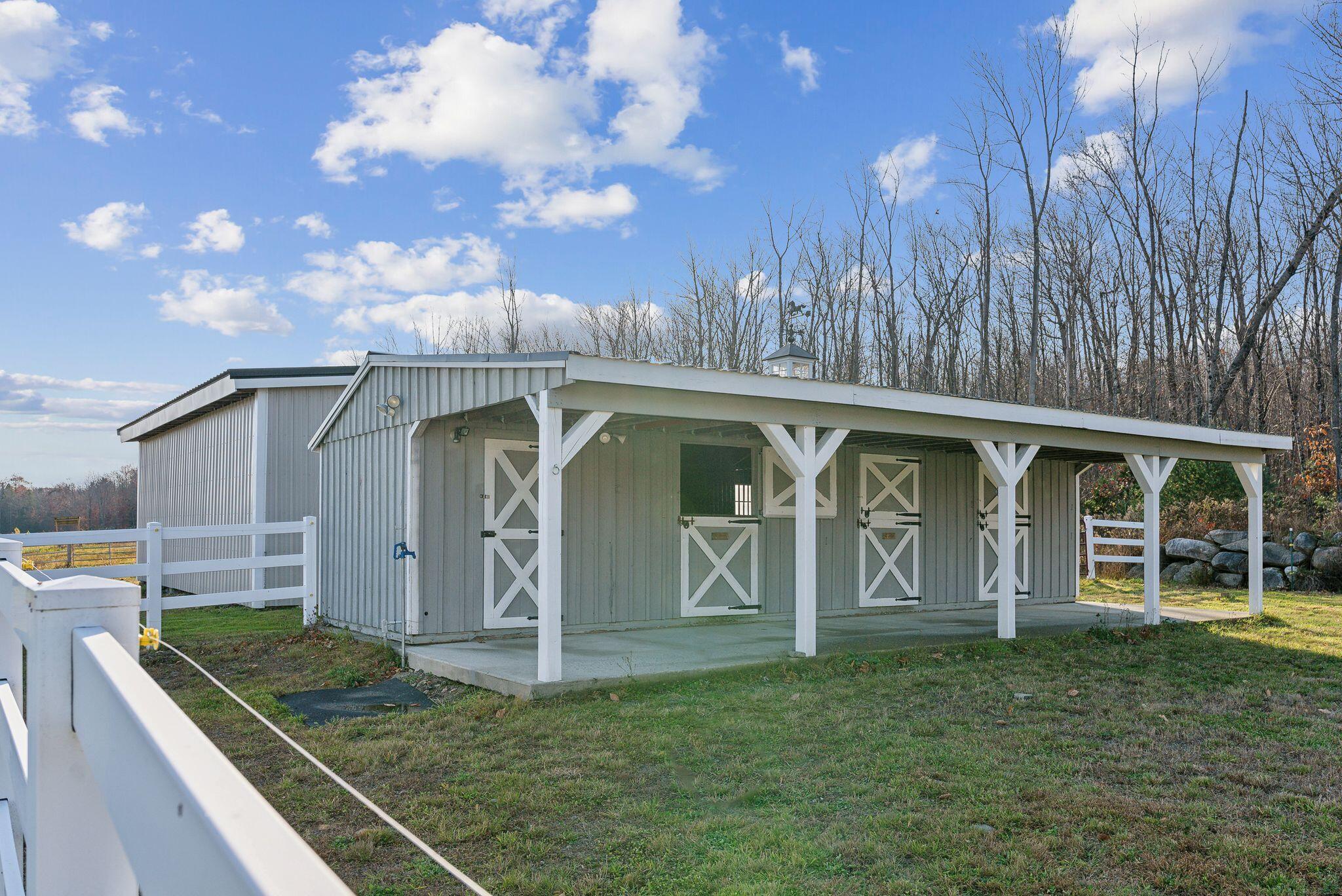 78 + 98 Hussey Hill Road Property Photo 15