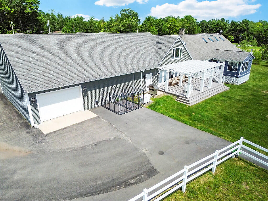 78 + 98 Hussey Hill Road Property Photo 19