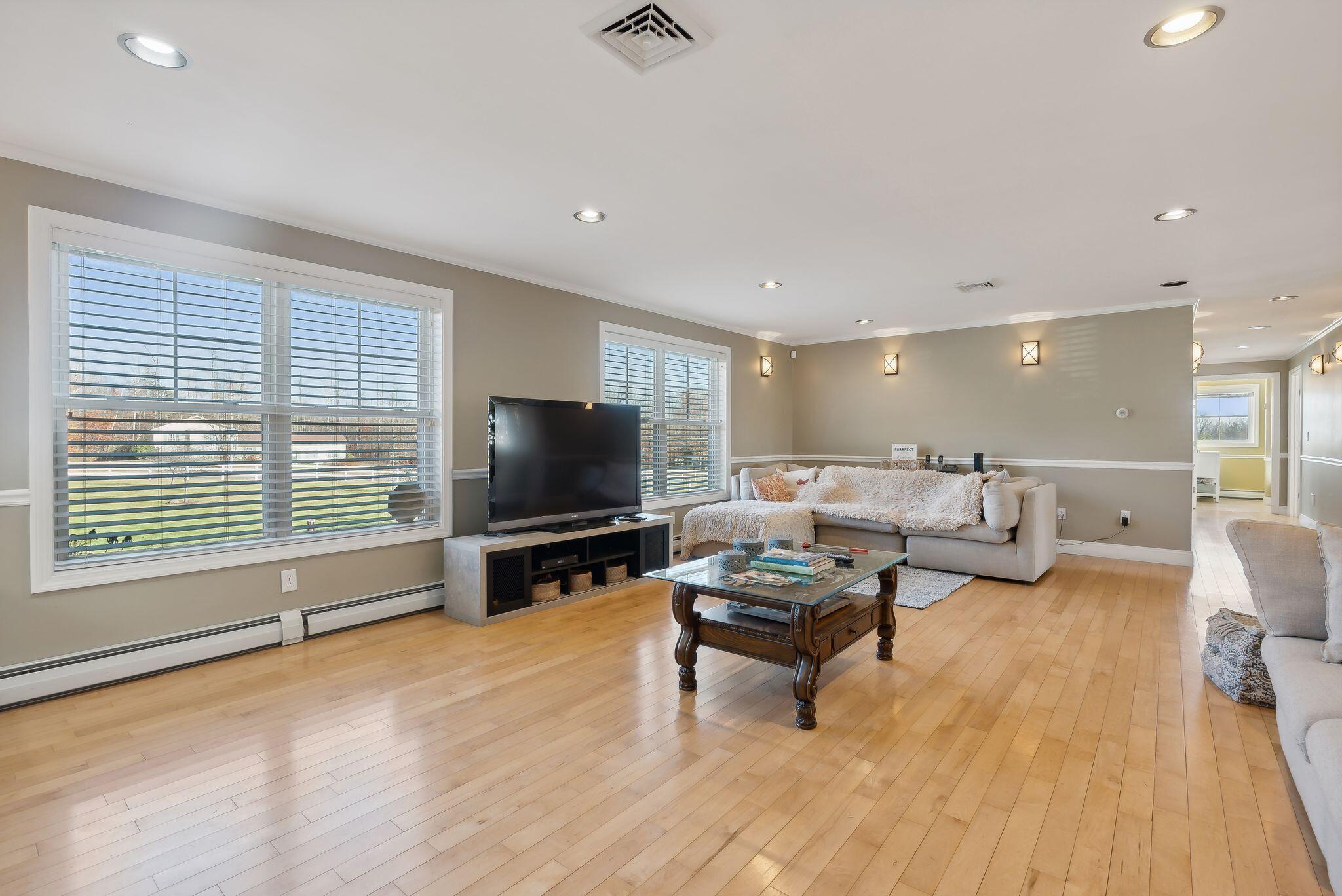78 + 98 Hussey Hill Road Property Photo 28
