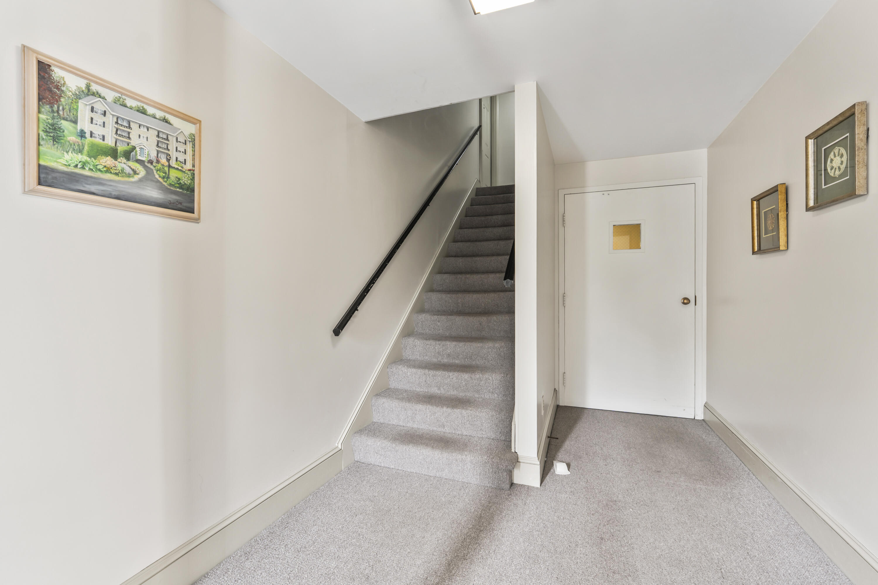 24 Parkwood Drive 103 Property Photo 14