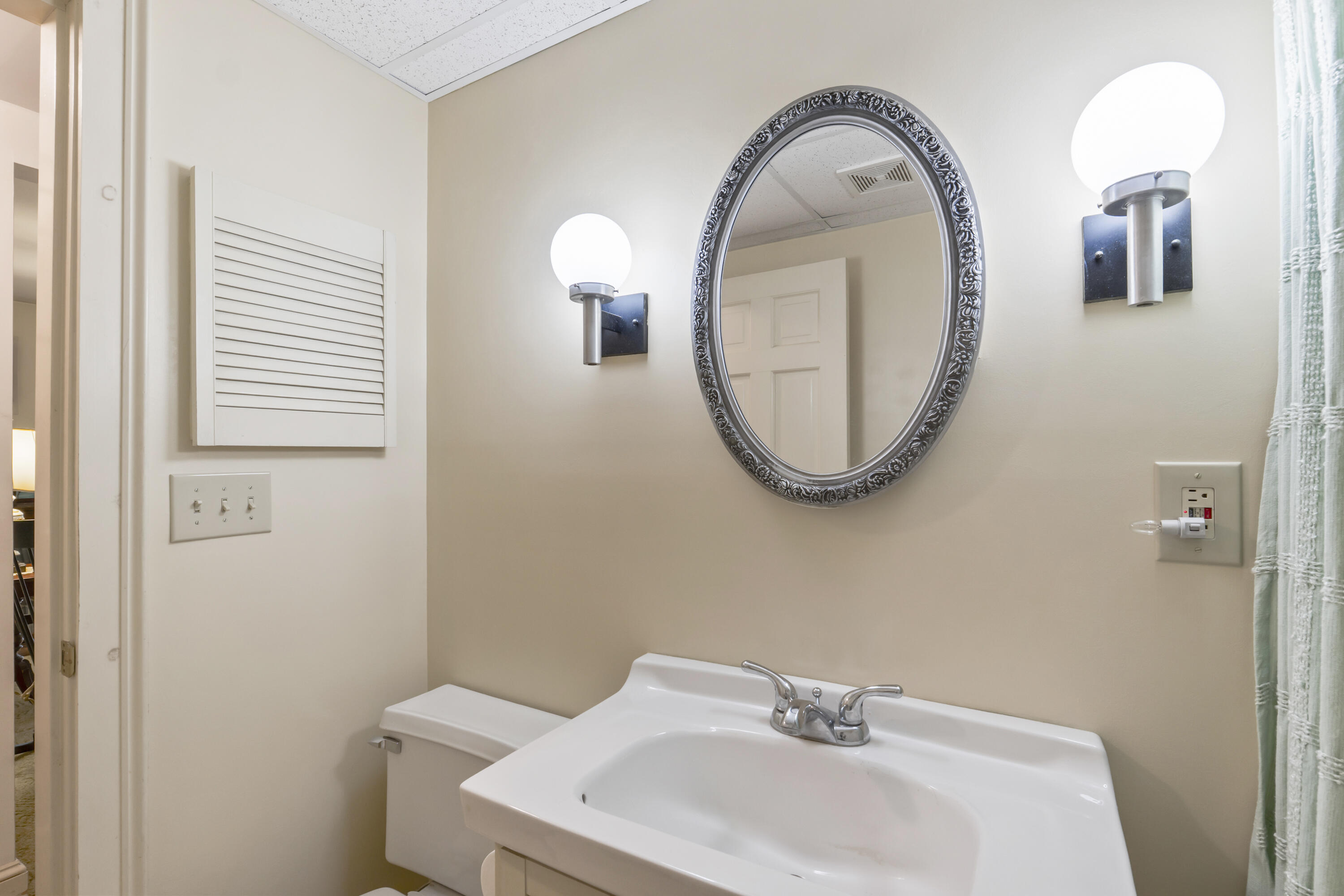 24 Parkwood Drive 103 Property Photo 29