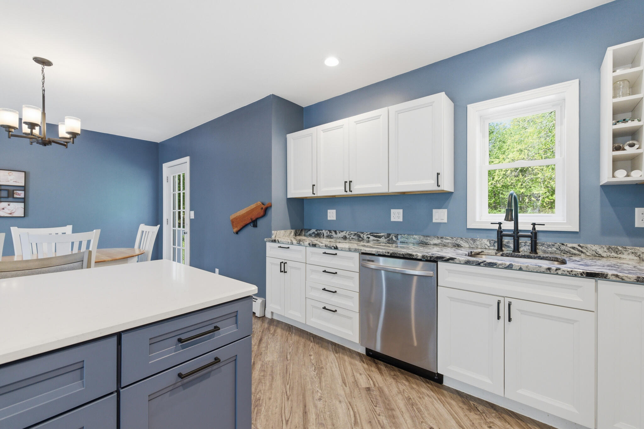 472 School Street Property Photo 12