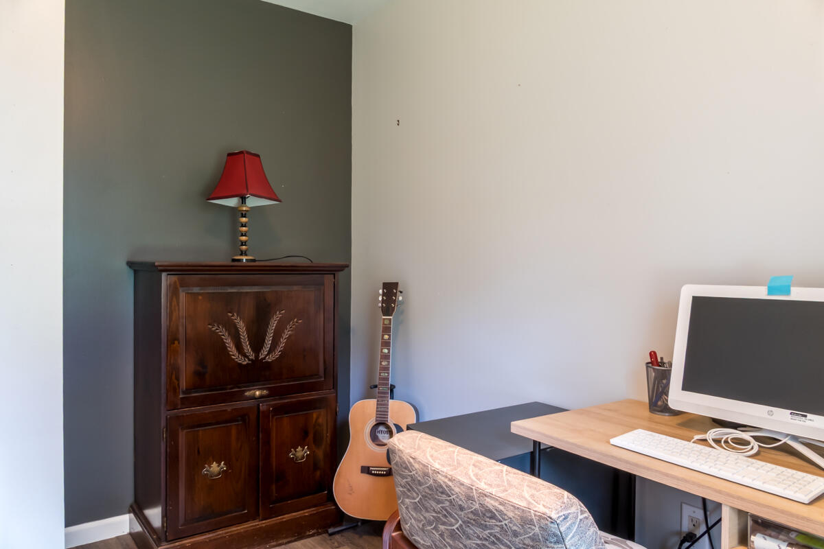 10 Radley Road Property Photo 33