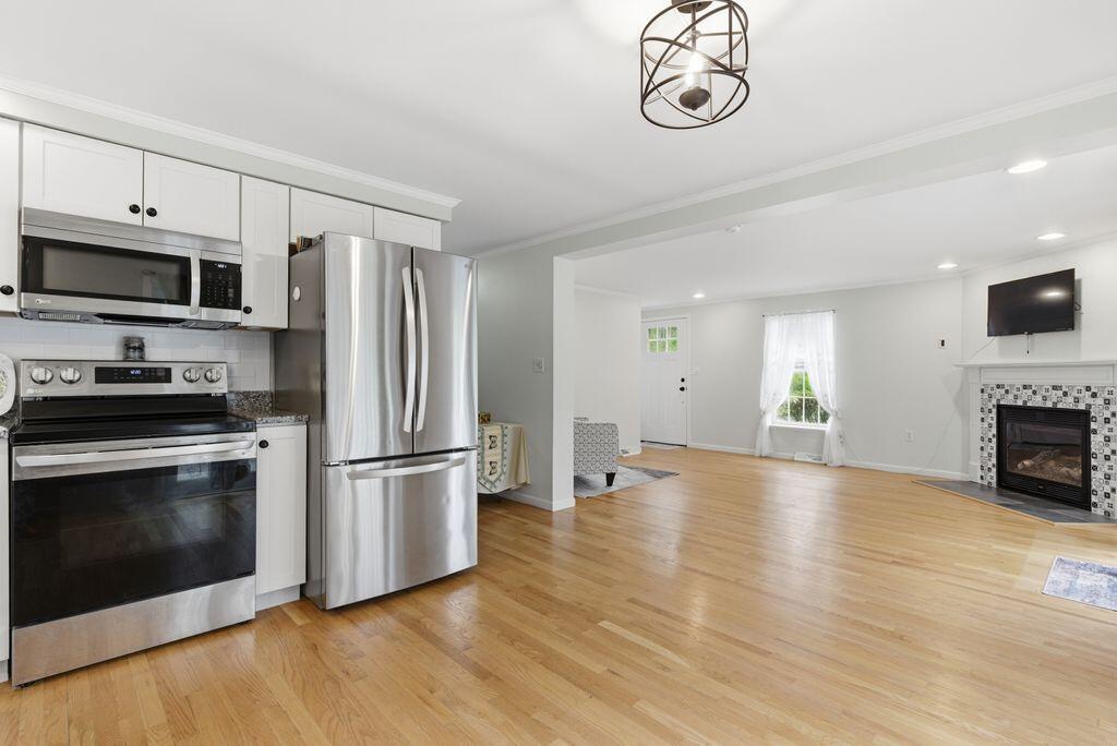 304 Vagabond Street Property Photo 10
