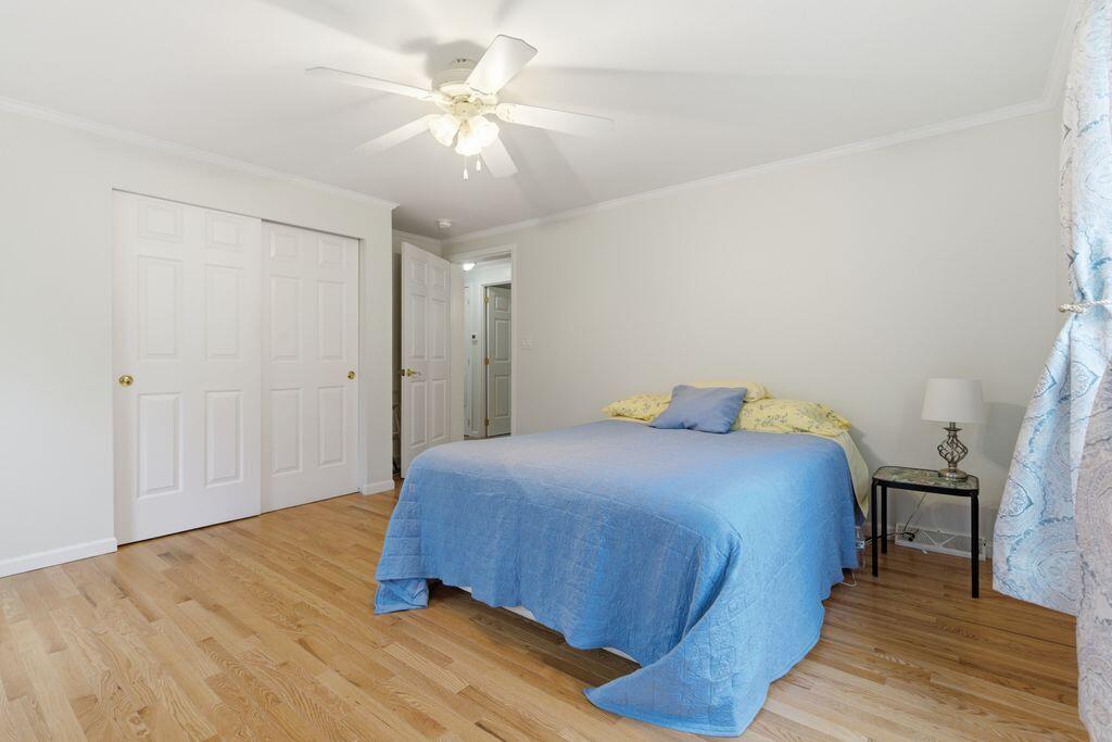 304 Vagabond Street Property Photo 12