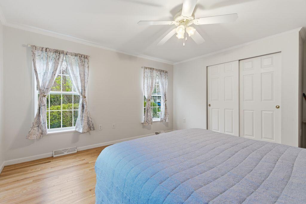 304 Vagabond Street Property Photo 13