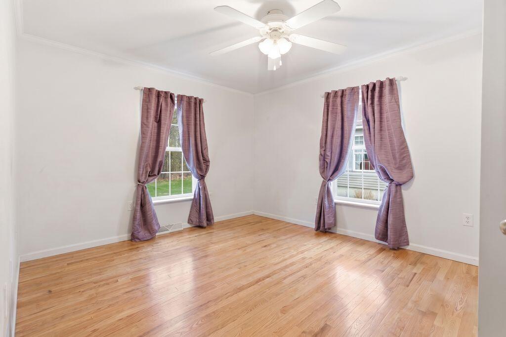 304 Vagabond Street Property Photo 24