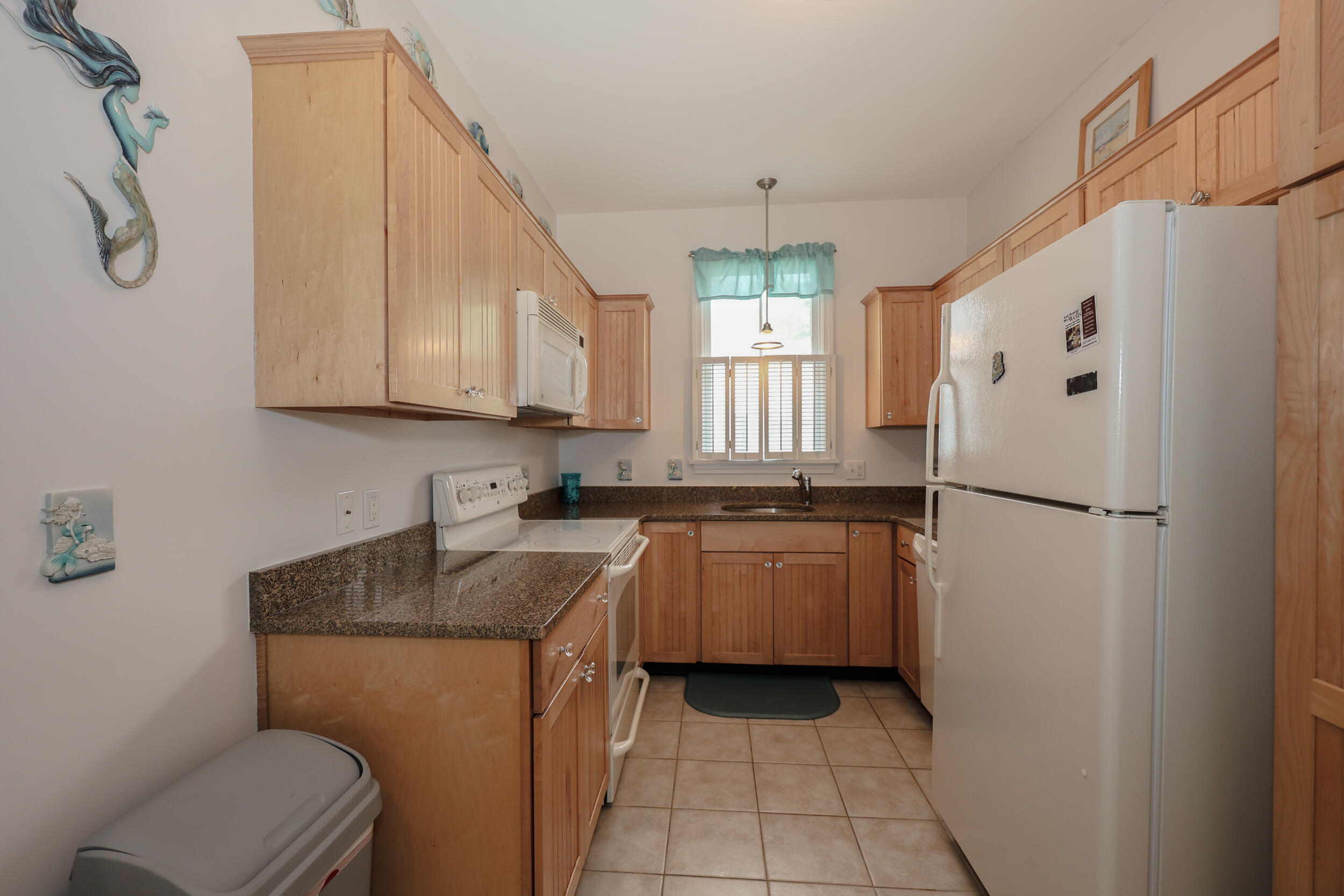 454 Post Road 235 Property Photo 12