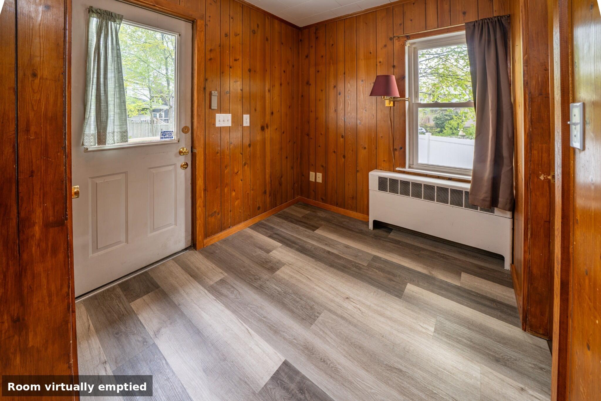 744 Hammond Street Property Photo 6