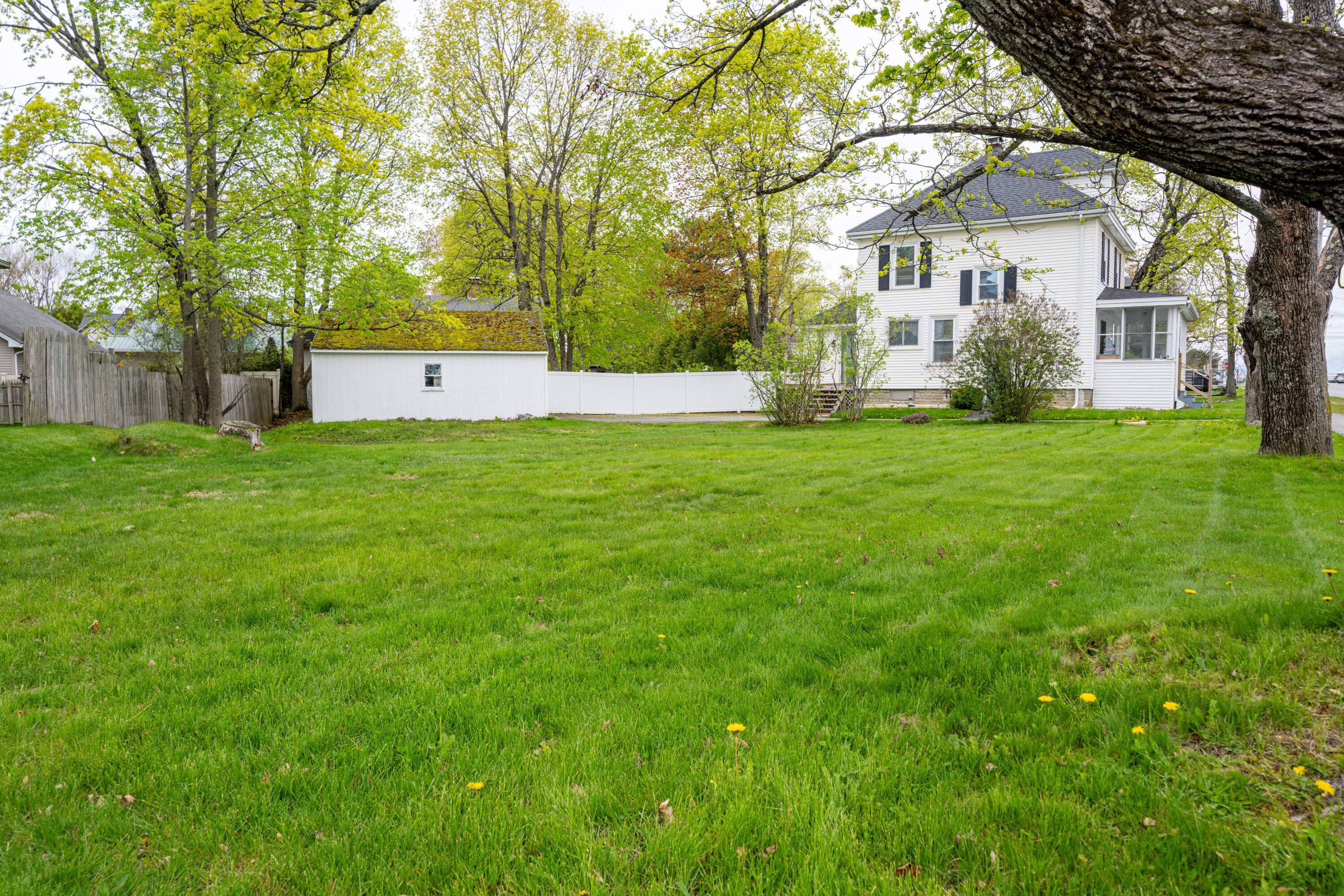 744 Hammond Street Property Photo 48