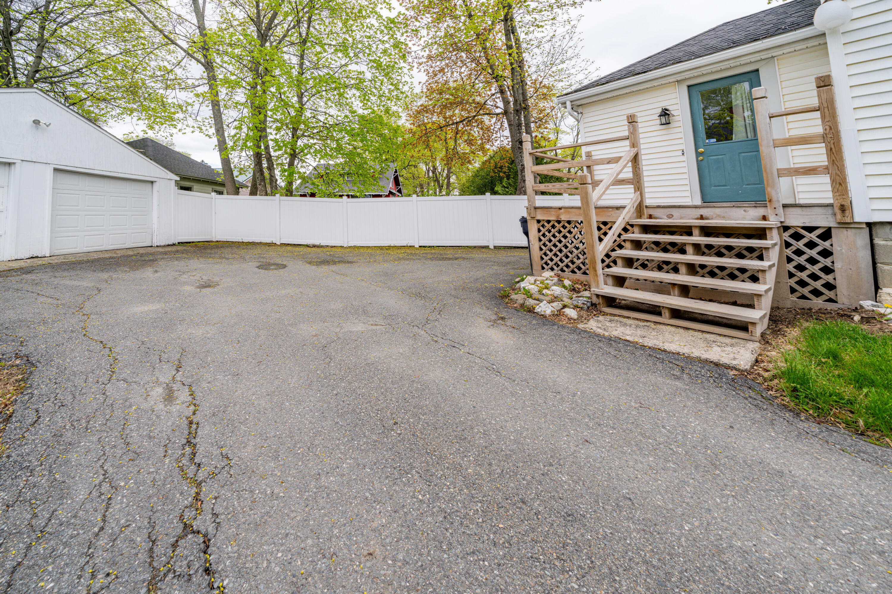 744 Hammond Street Property Photo 50