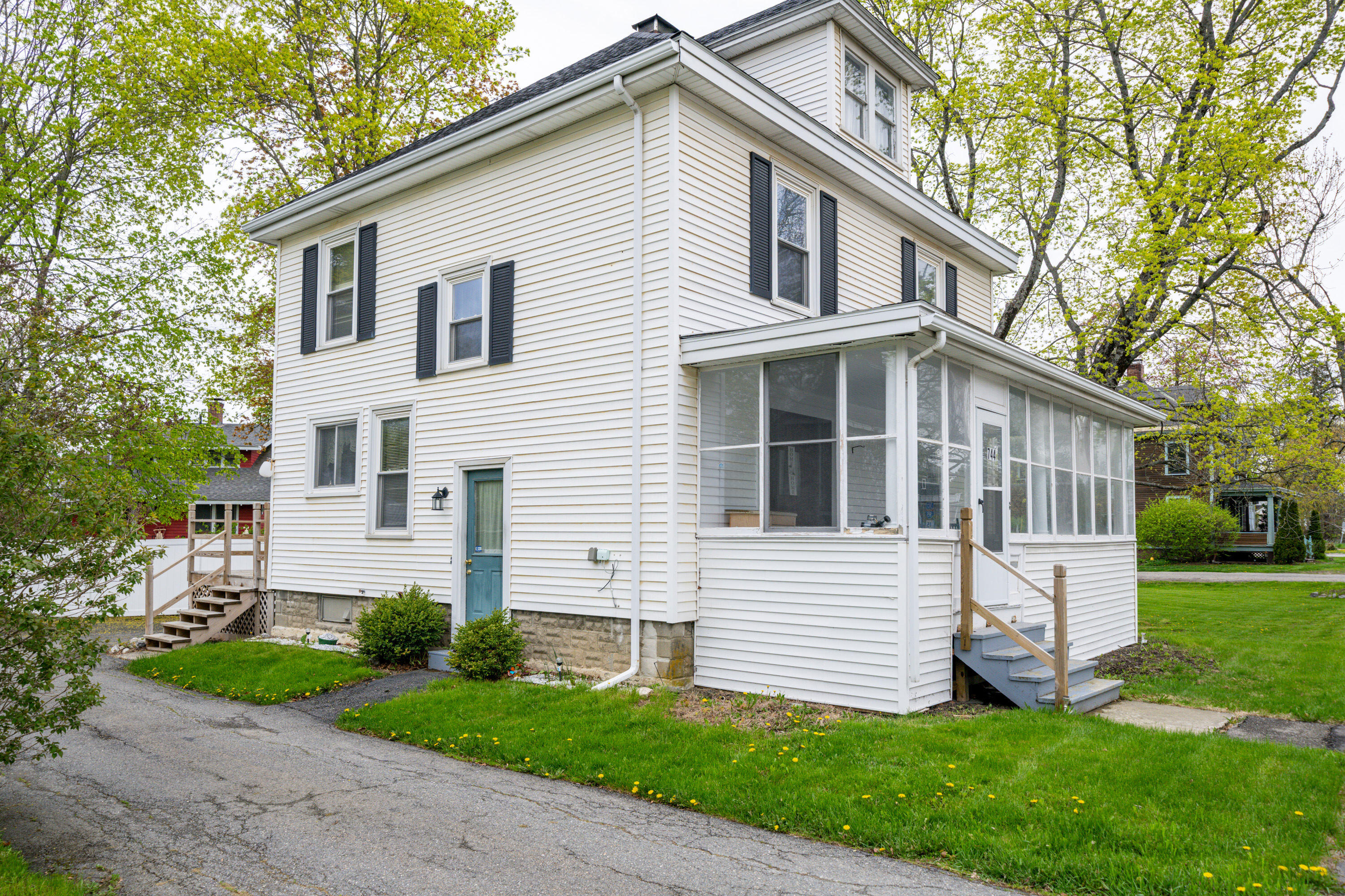744 Hammond Street Property Photo 52