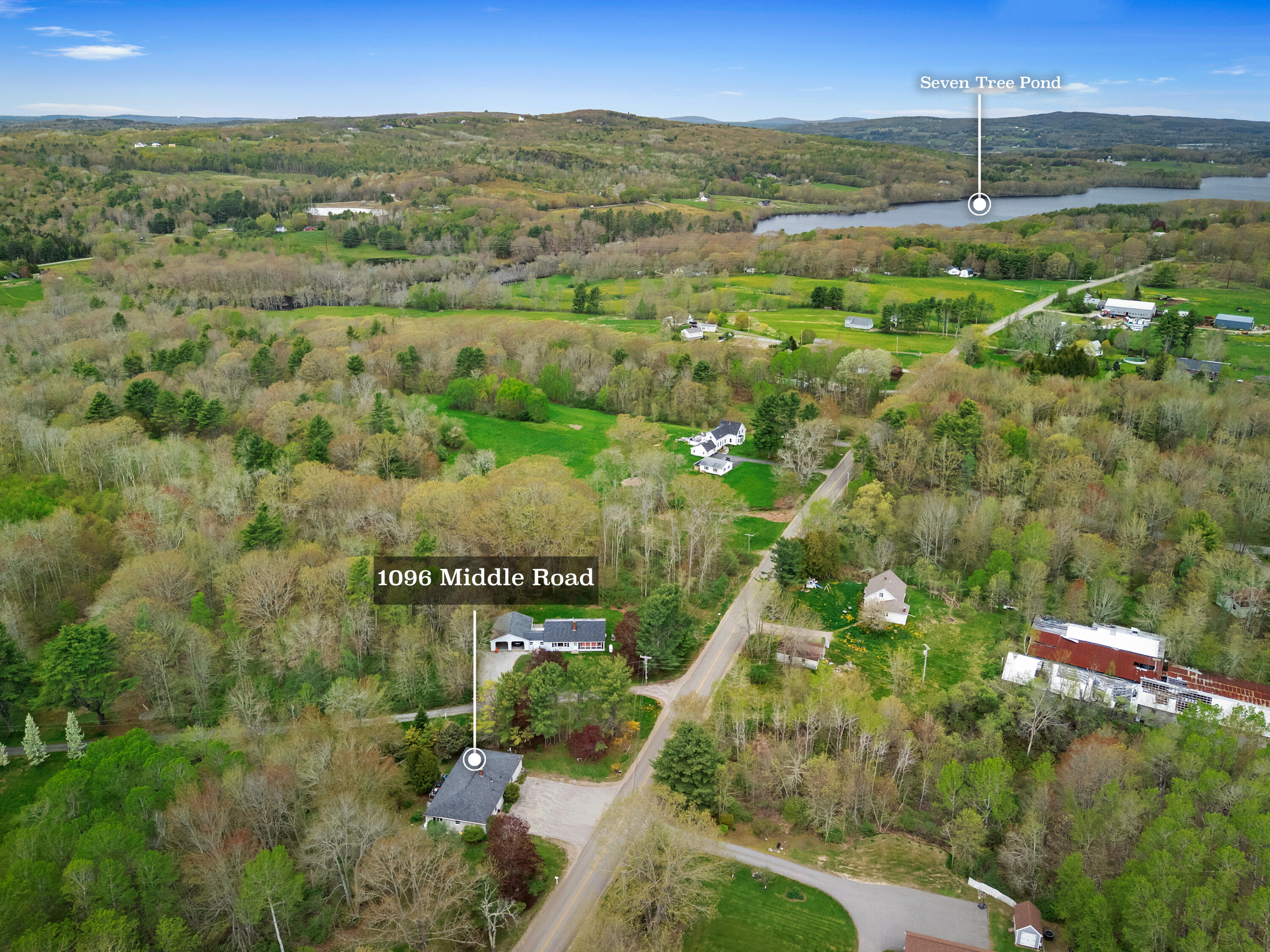 1096 Middle Road Property Photo 34