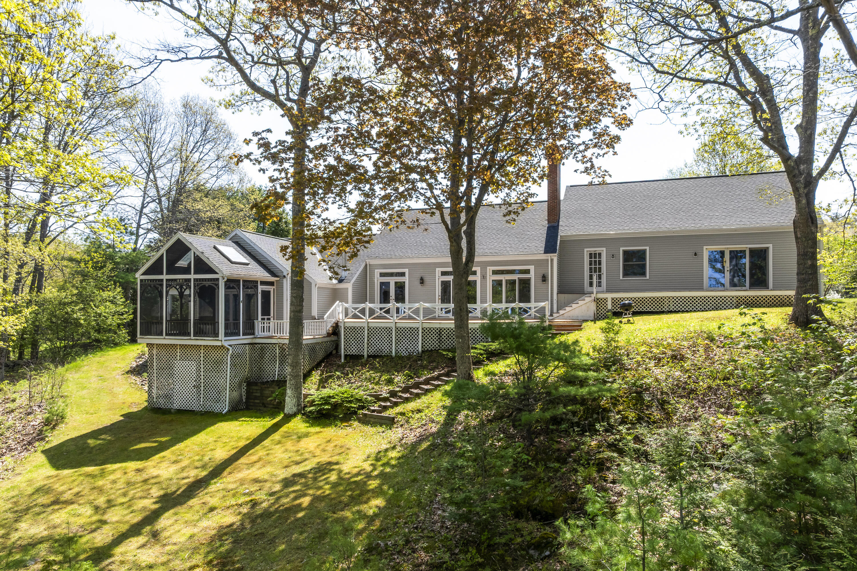 31 Woodward Farm Road Property Photo 5