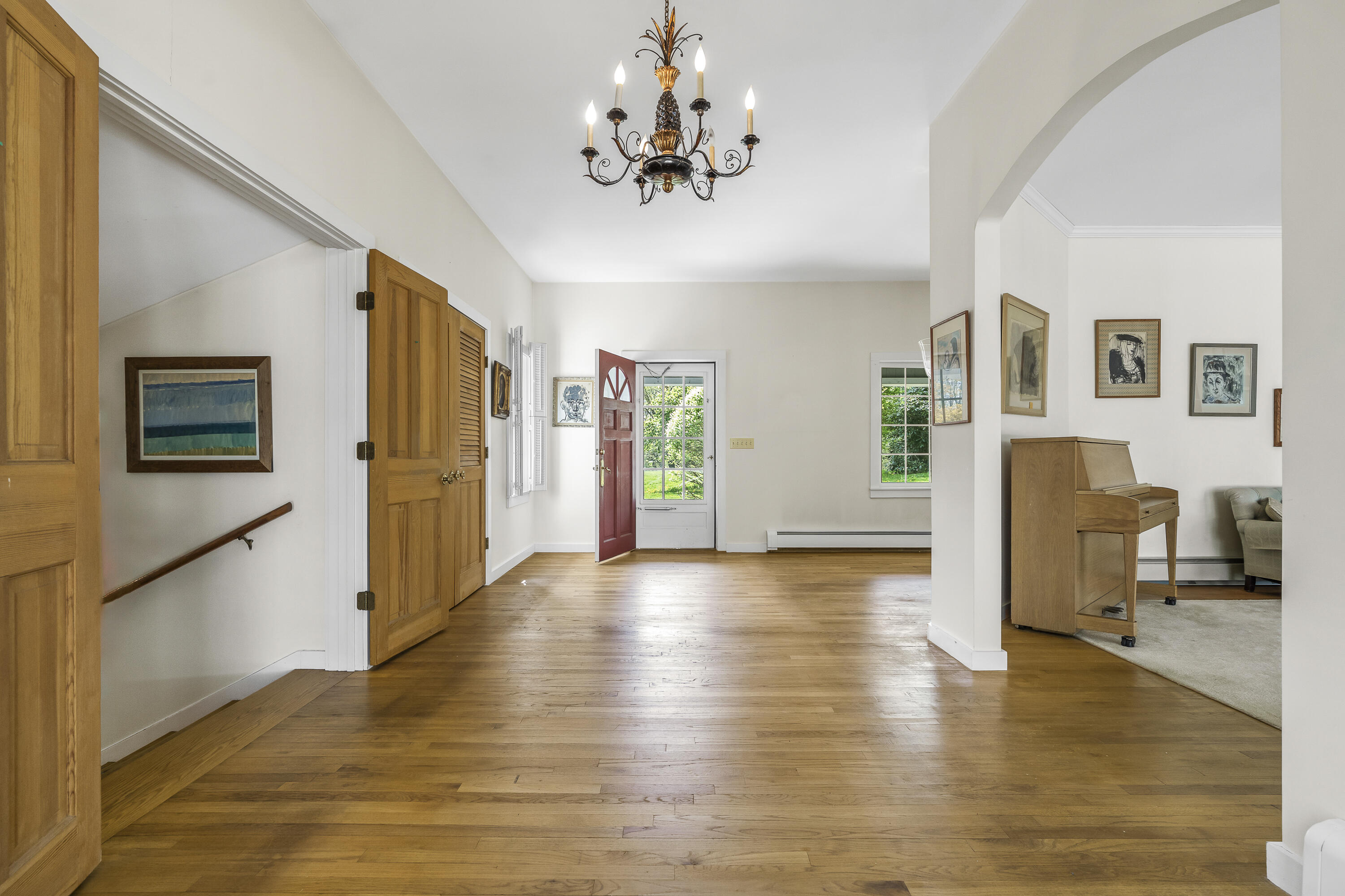 31 Woodward Farm Road Property Photo 12