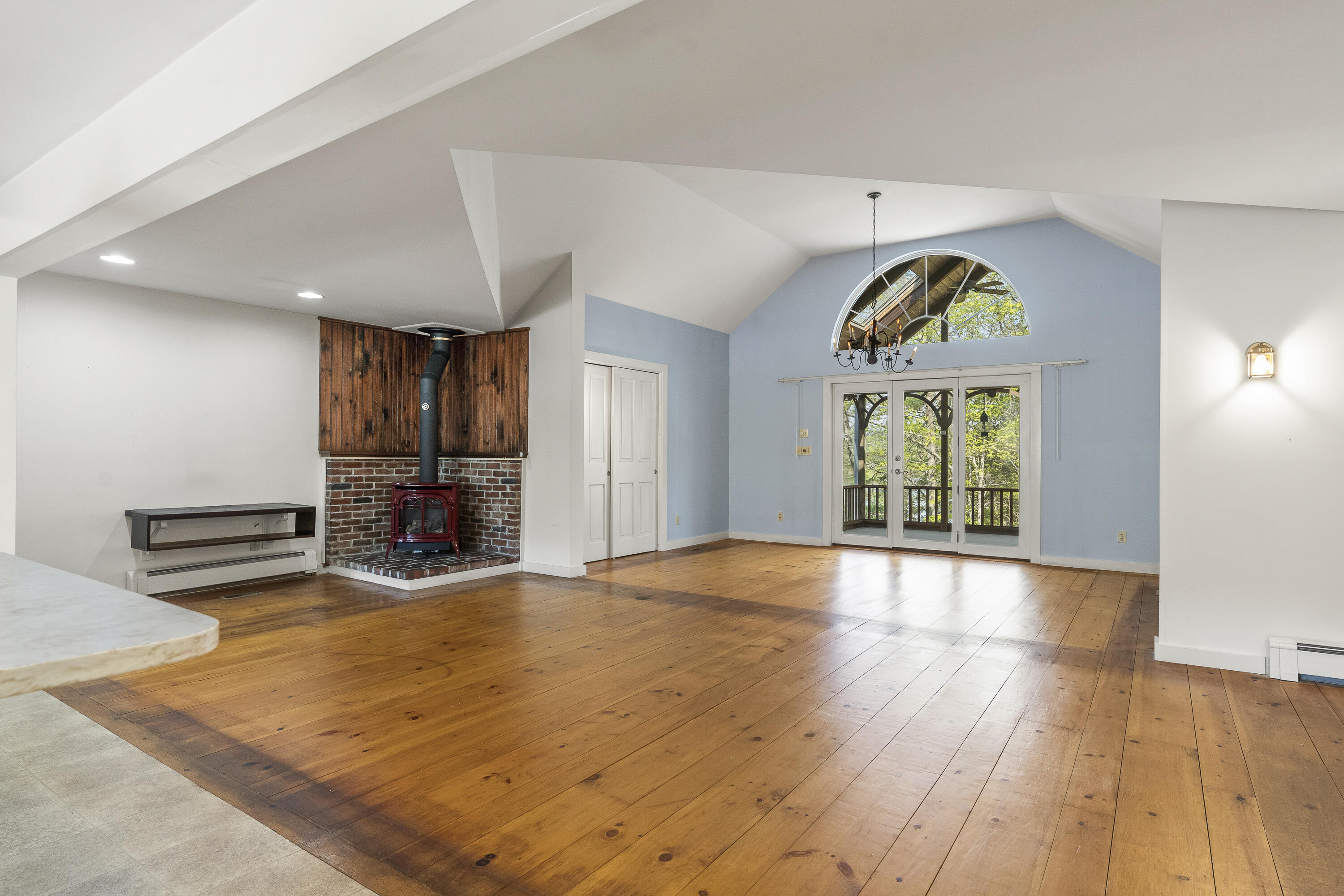 31 Woodward Farm Road Property Photo 85