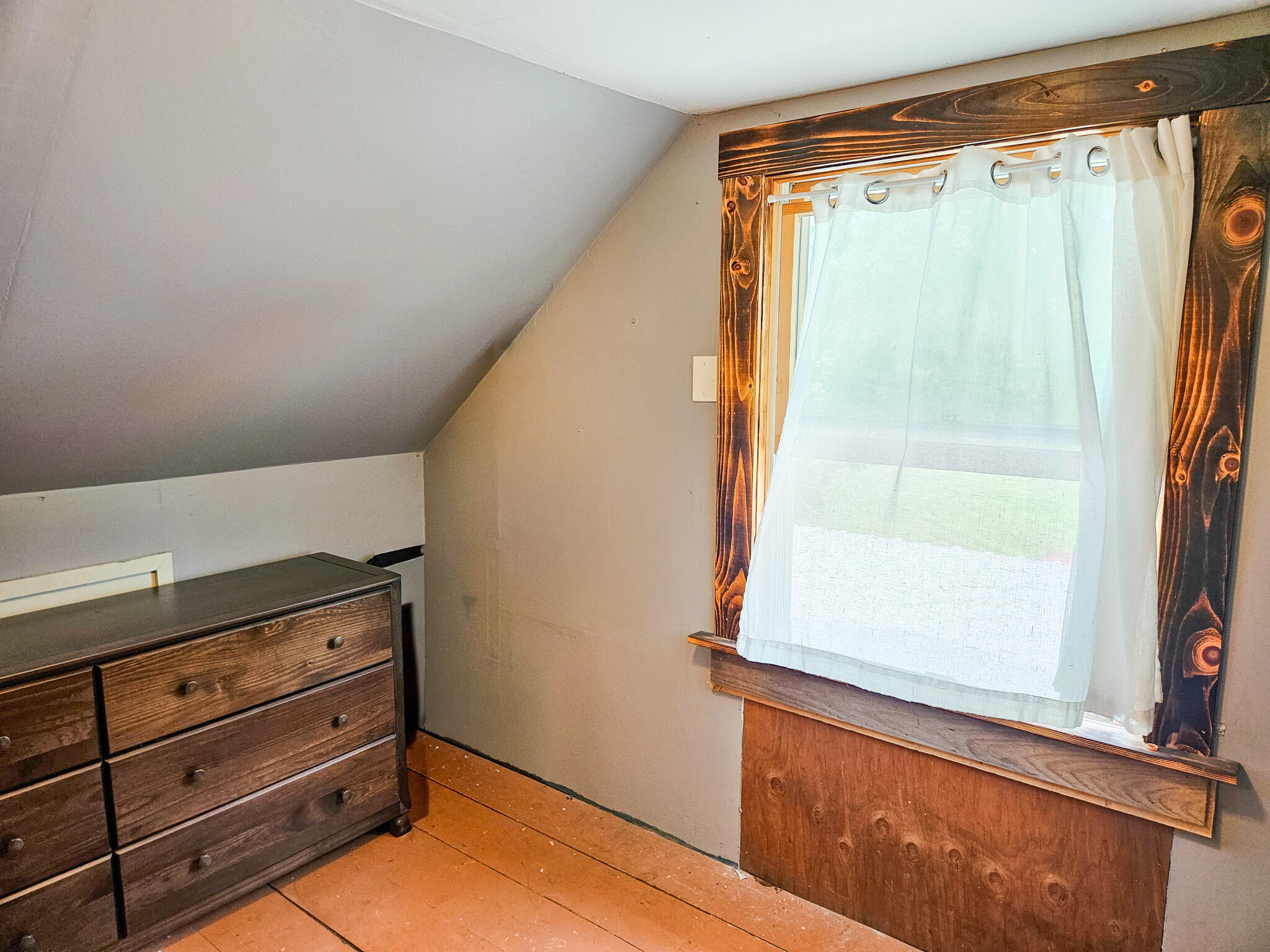 14 Helen Street Property Photo 52