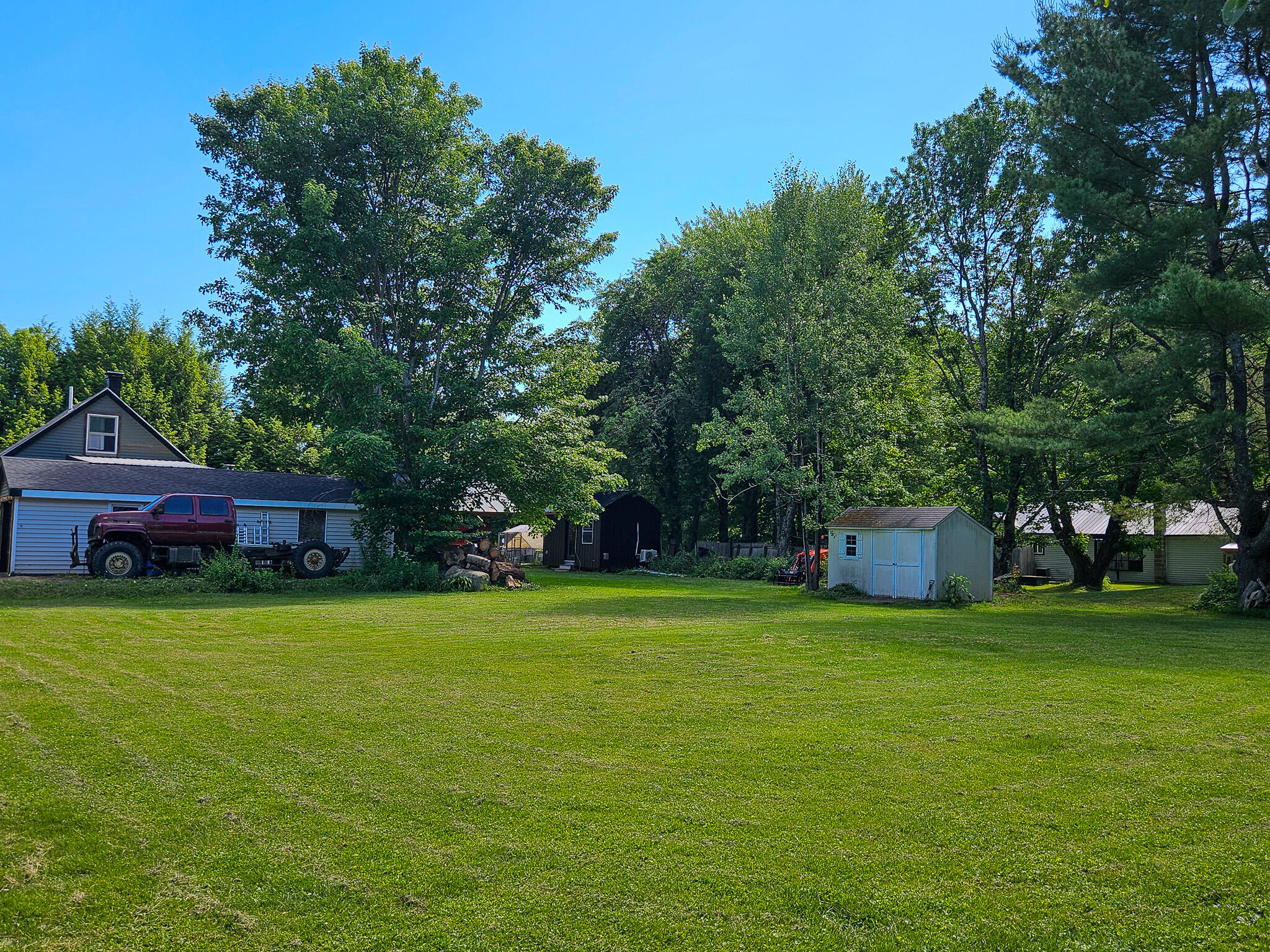 14 Helen Street Property Photo 67