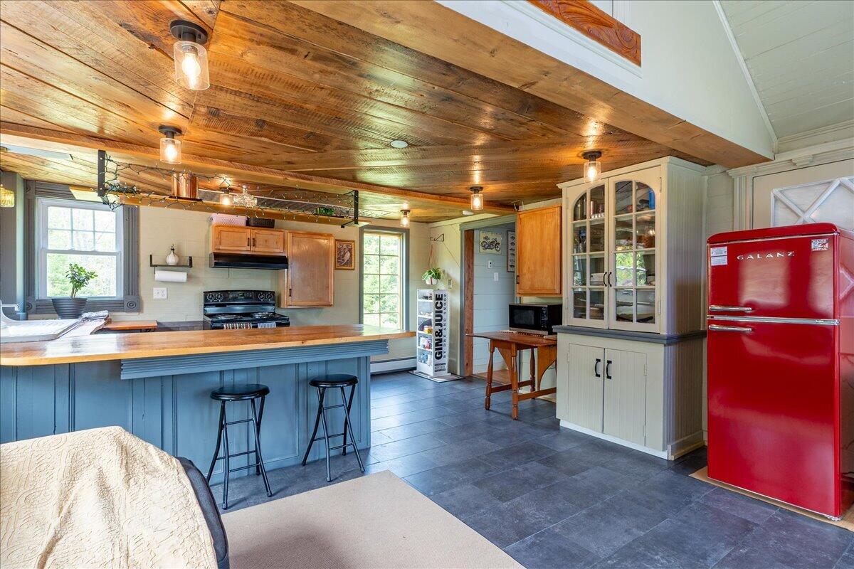 33 Blake Farm Road Property Photo 11