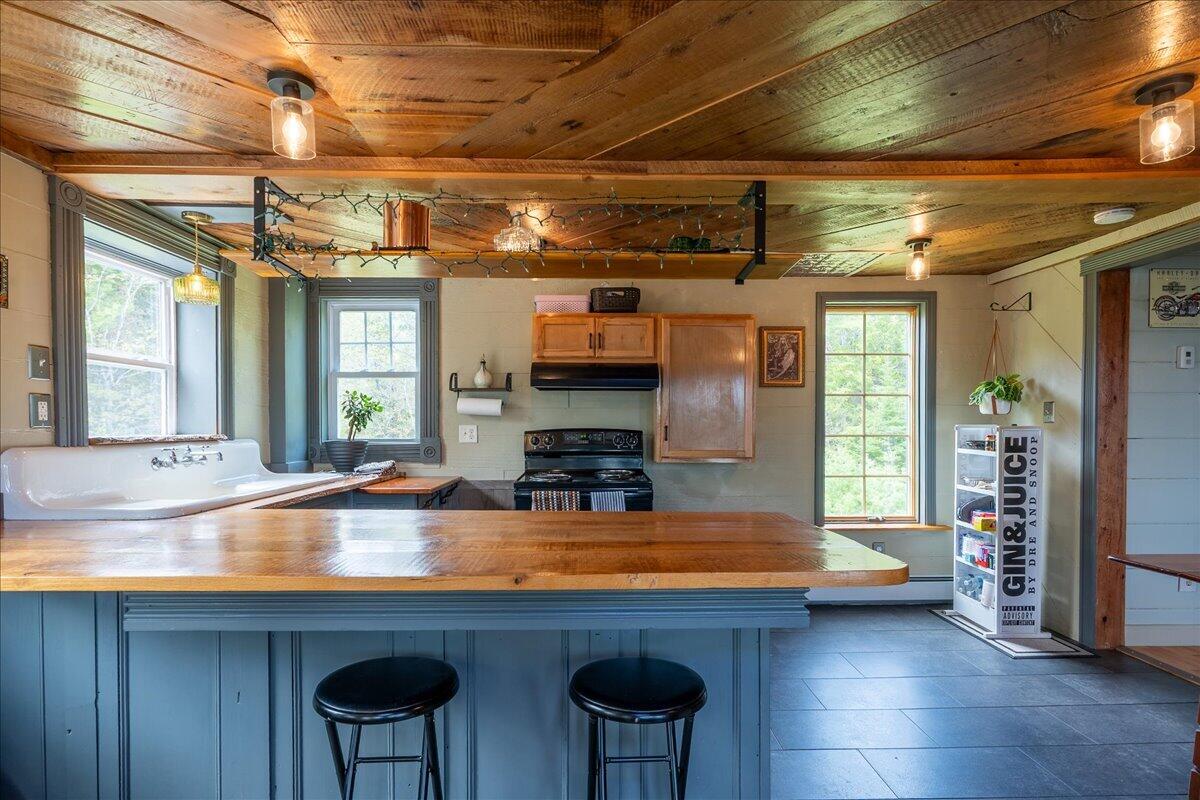 33 Blake Farm Road Property Photo 14