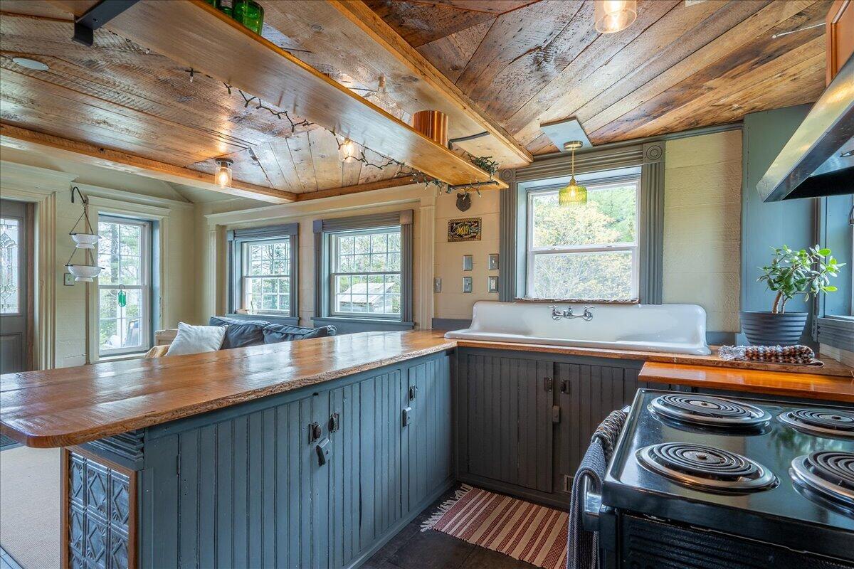 33 Blake Farm Road Property Photo 16