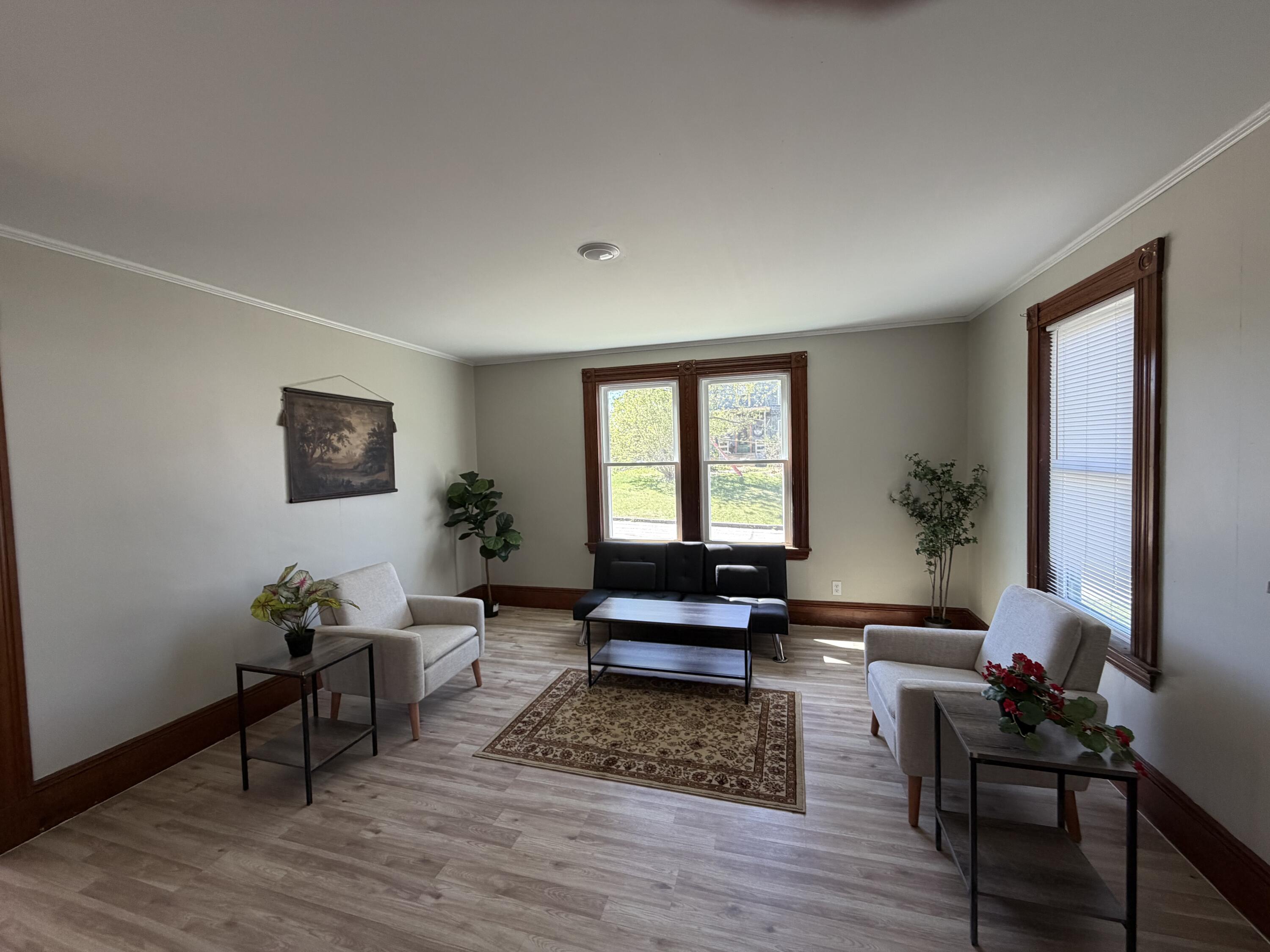 7 Cleveland Street Property Photo 14