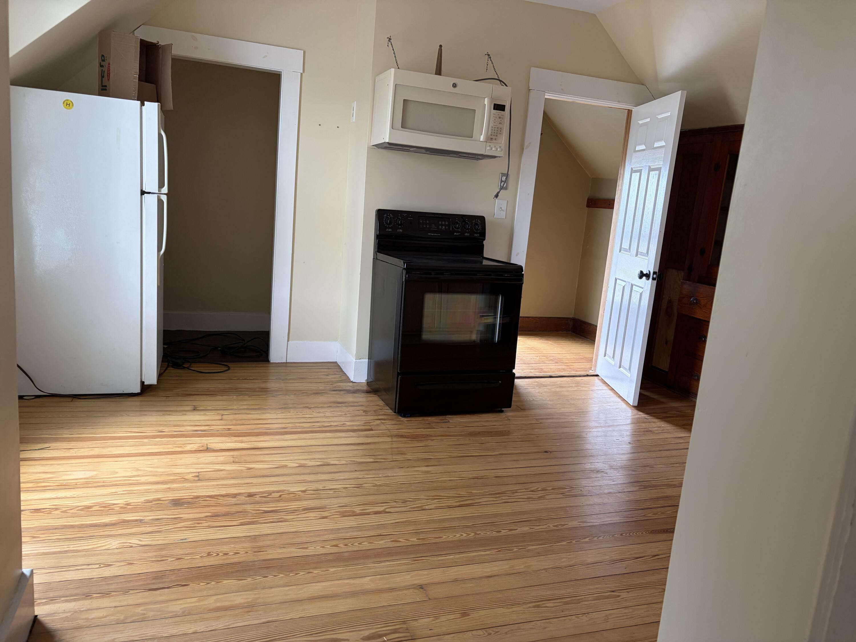 6 High Street Property Photo 9