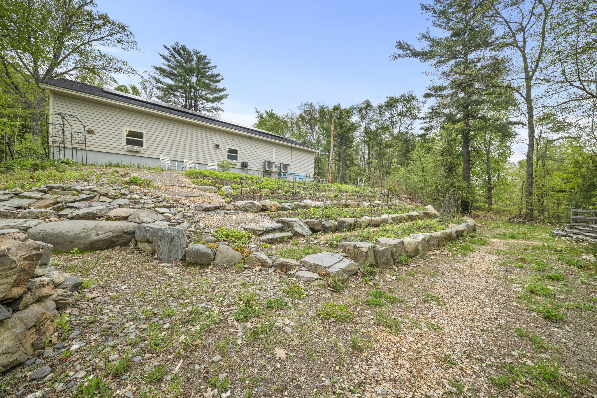 1773 Hudson Road Property Photo 1