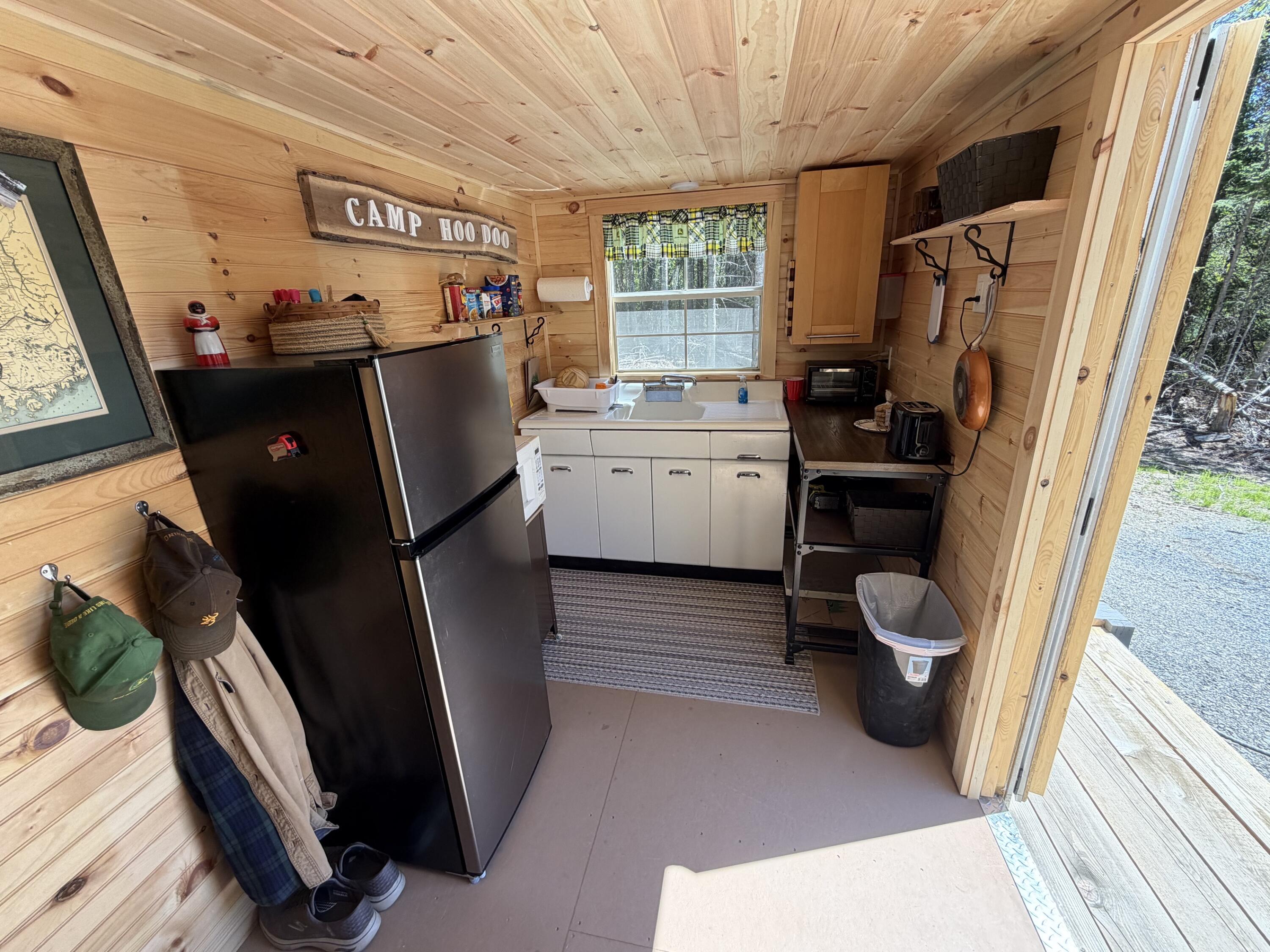 319 Shore Road Property Photo 5