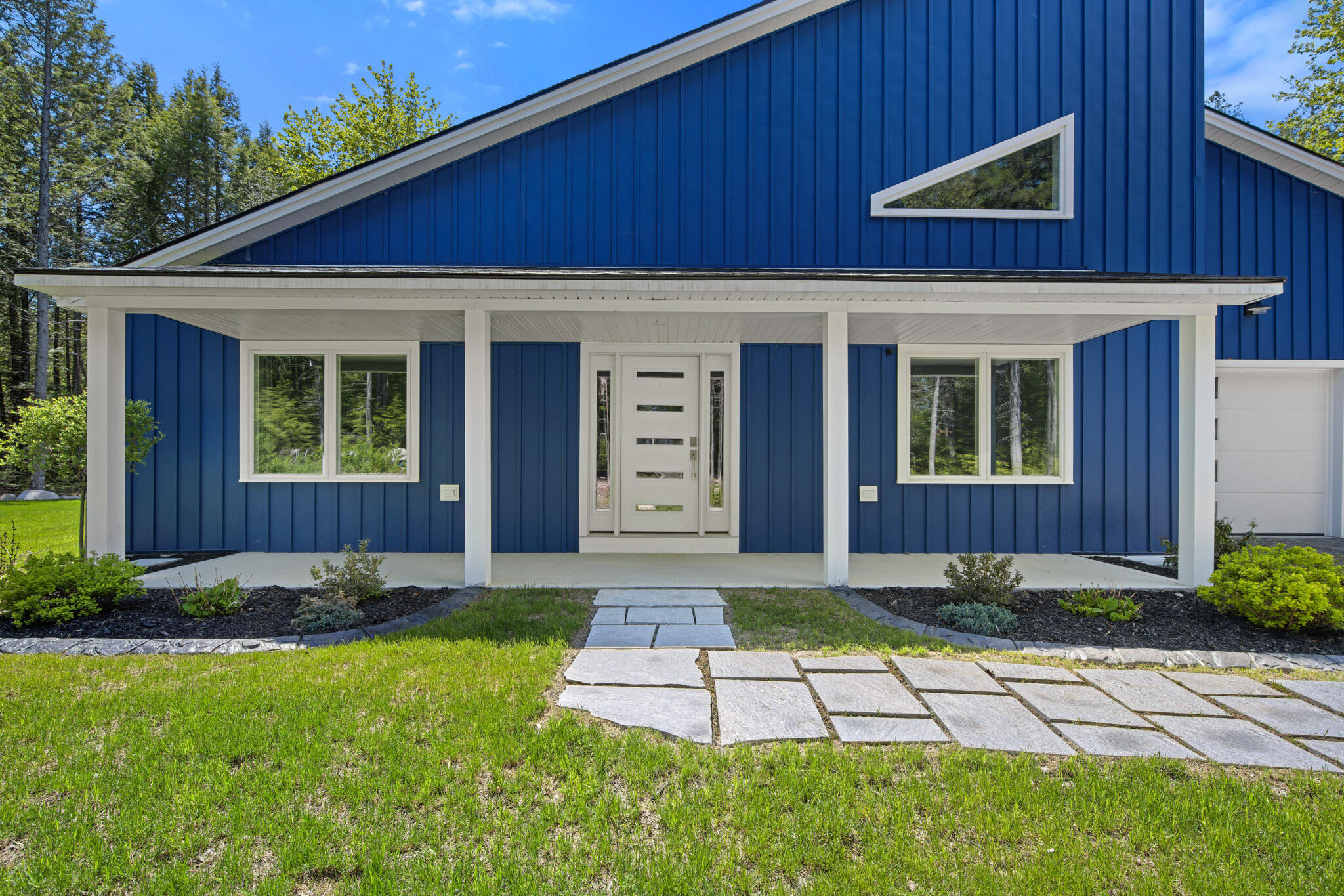 47 Cove Road Property Photo 2