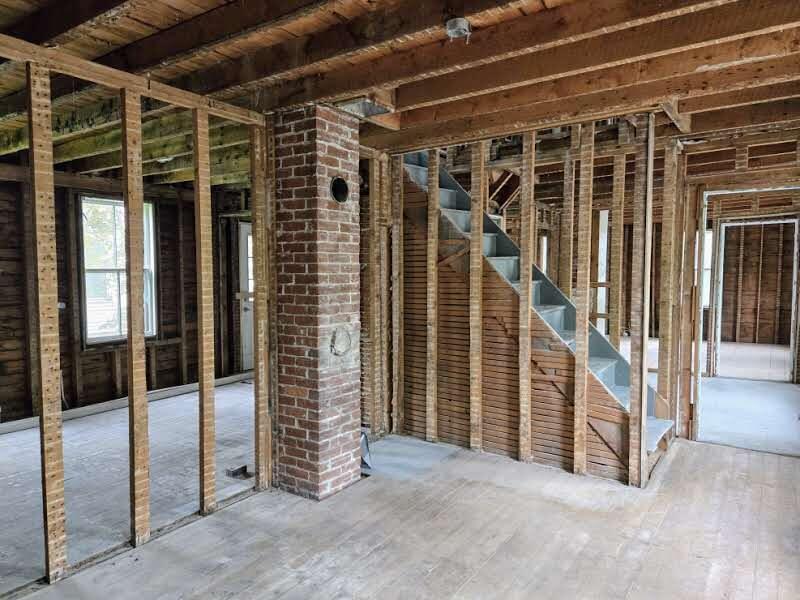 12 Depot Street Property Photo 7