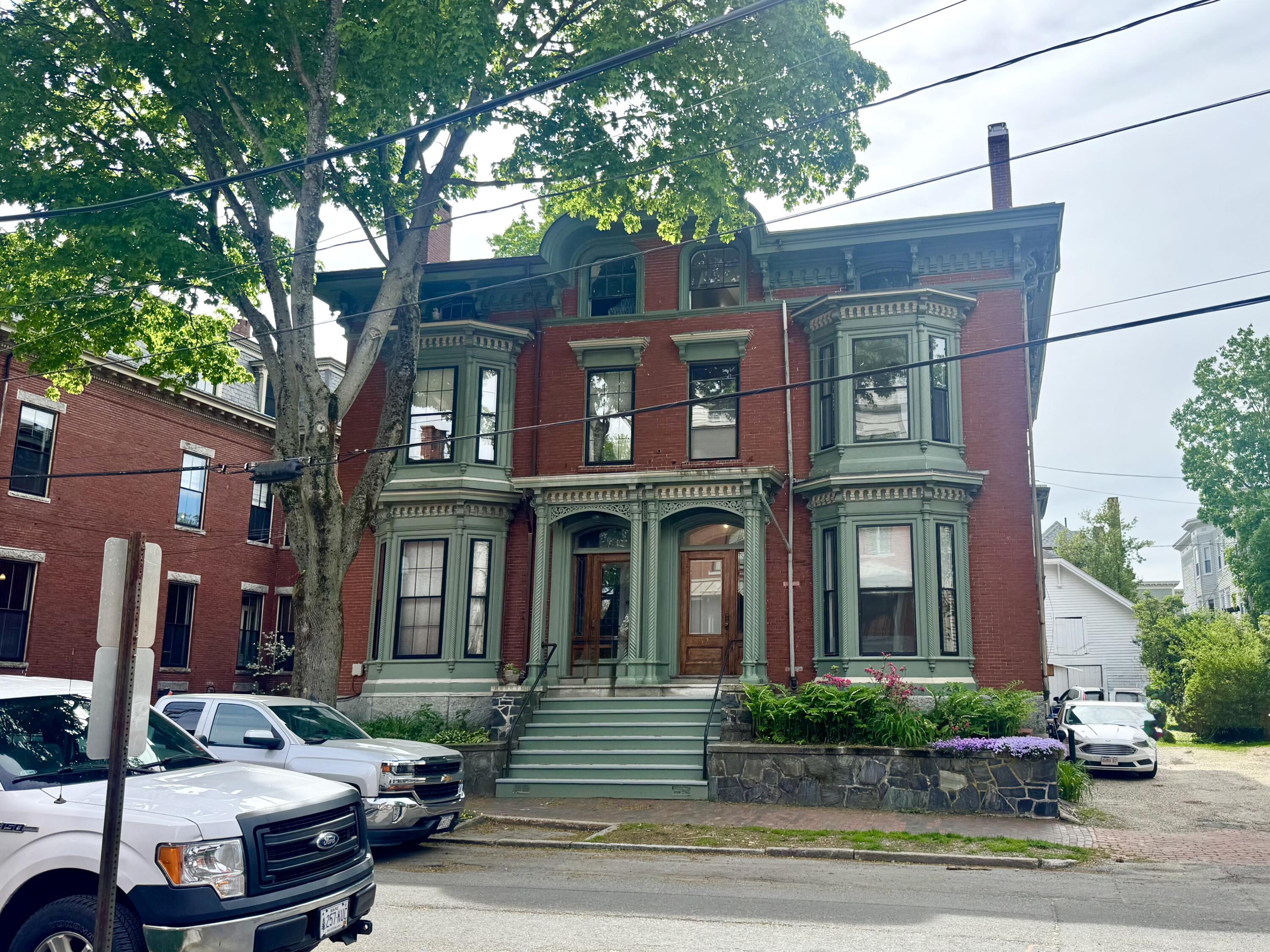 52 Carleton Street Property Photo 2