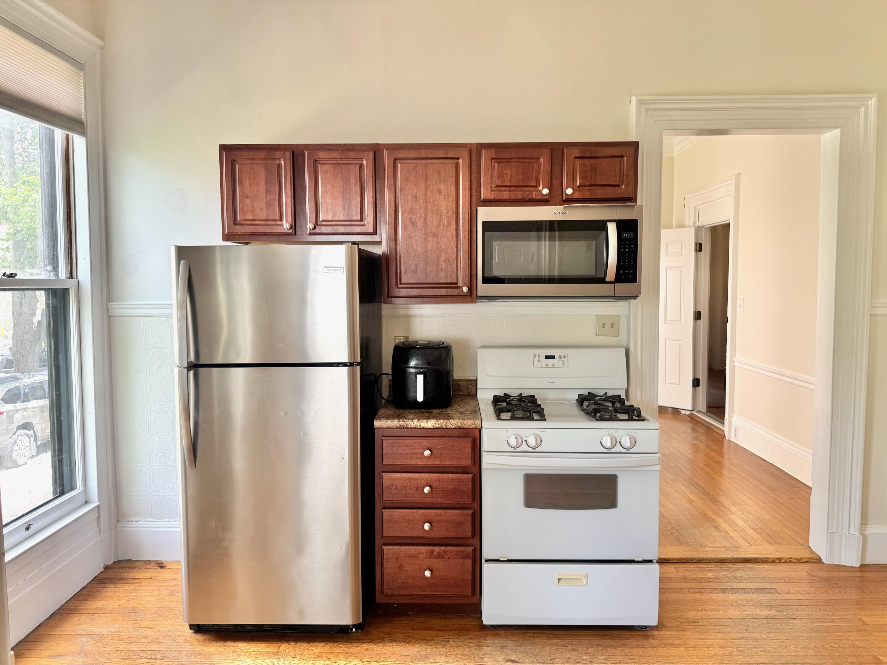 52 Carleton Street Property Photo 10