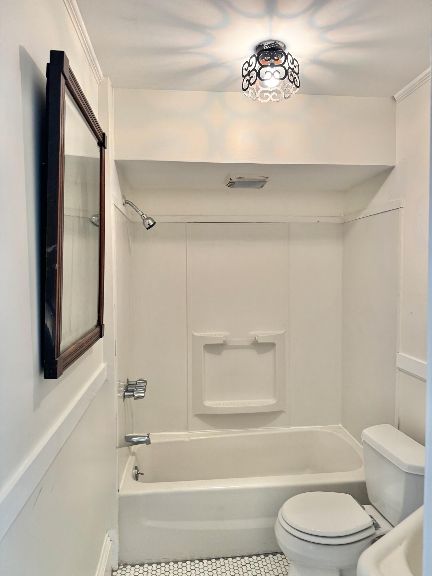 52 Carleton Street Property Photo 13