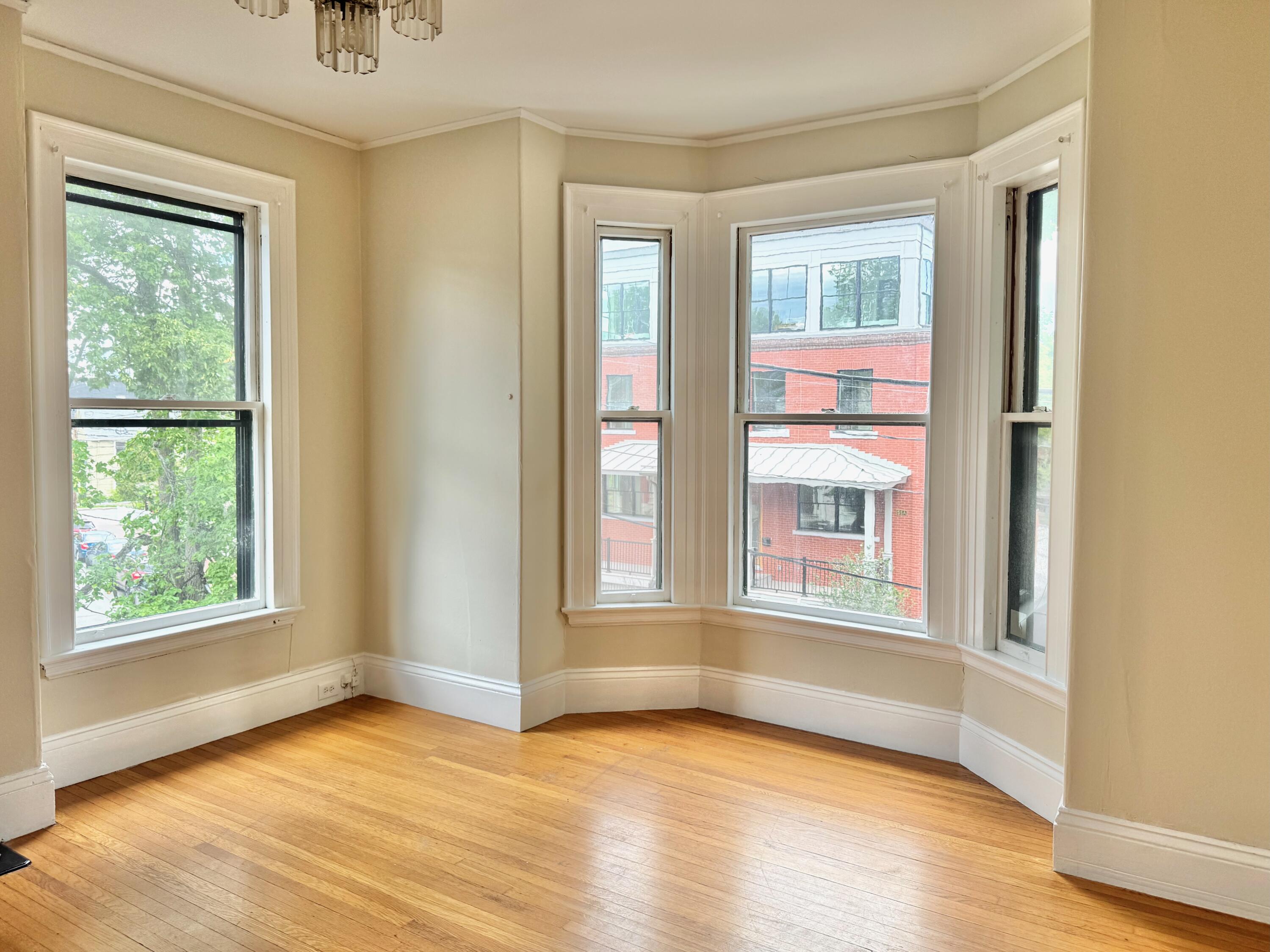 52 Carleton Street Property Photo 17