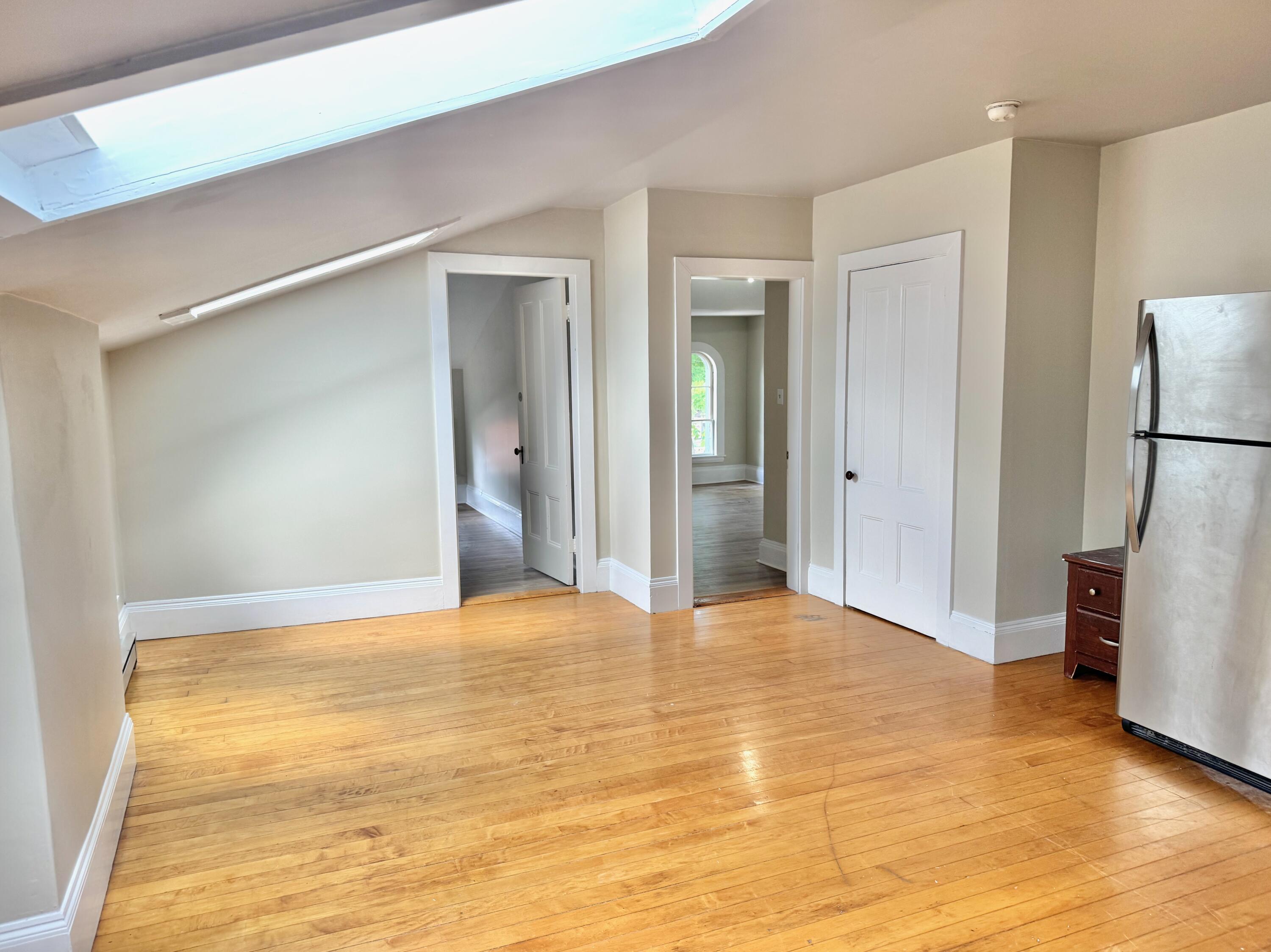 52 Carleton Street Property Photo 36