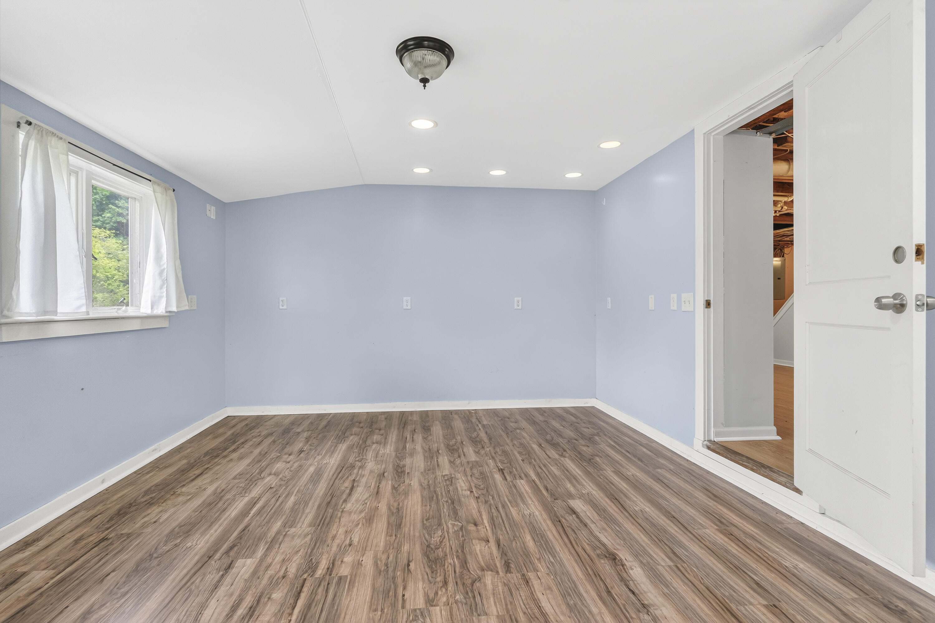 32 Harbor Road Property Photo 61