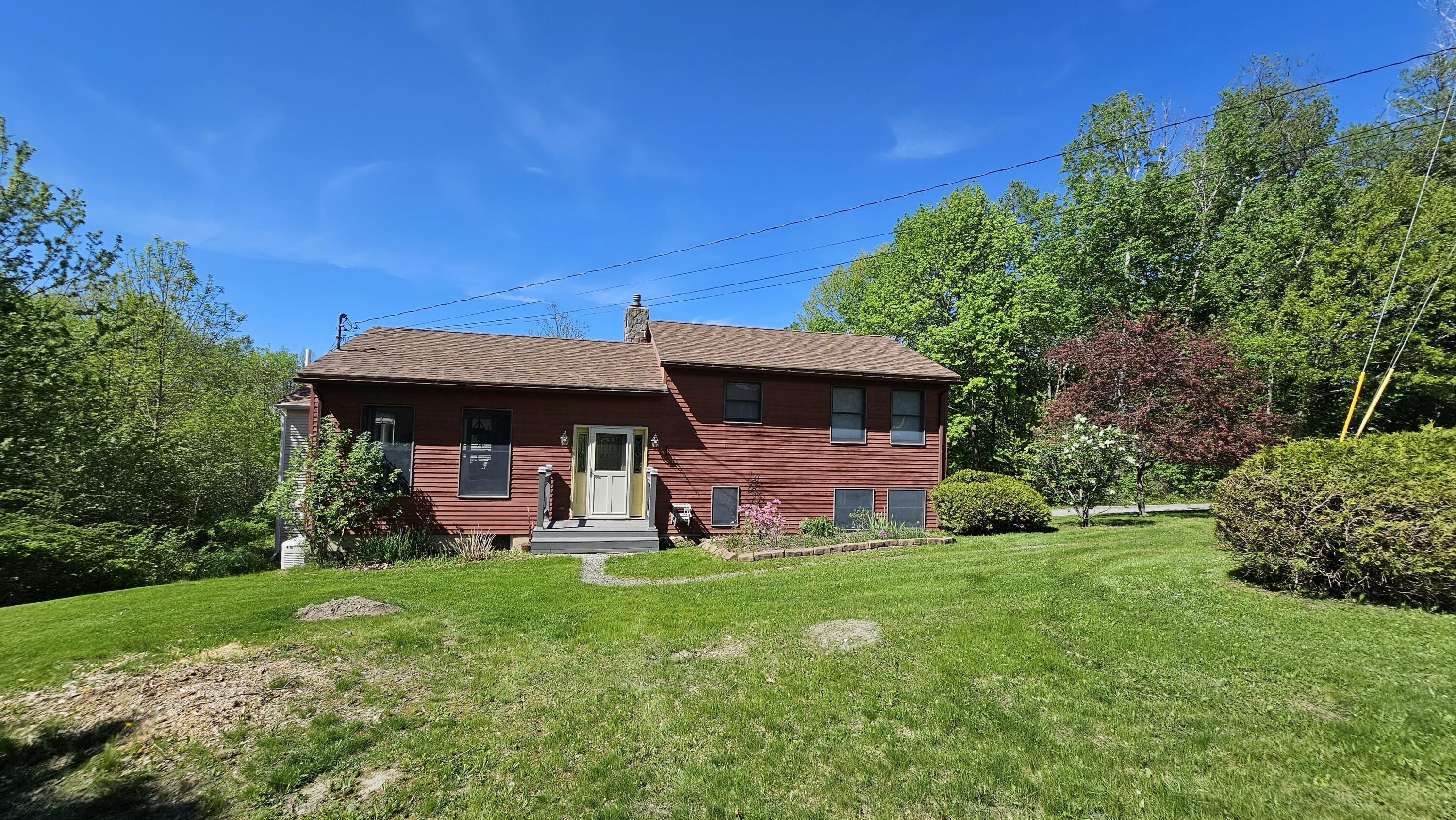 28 Park Avenue E Property Photo 42