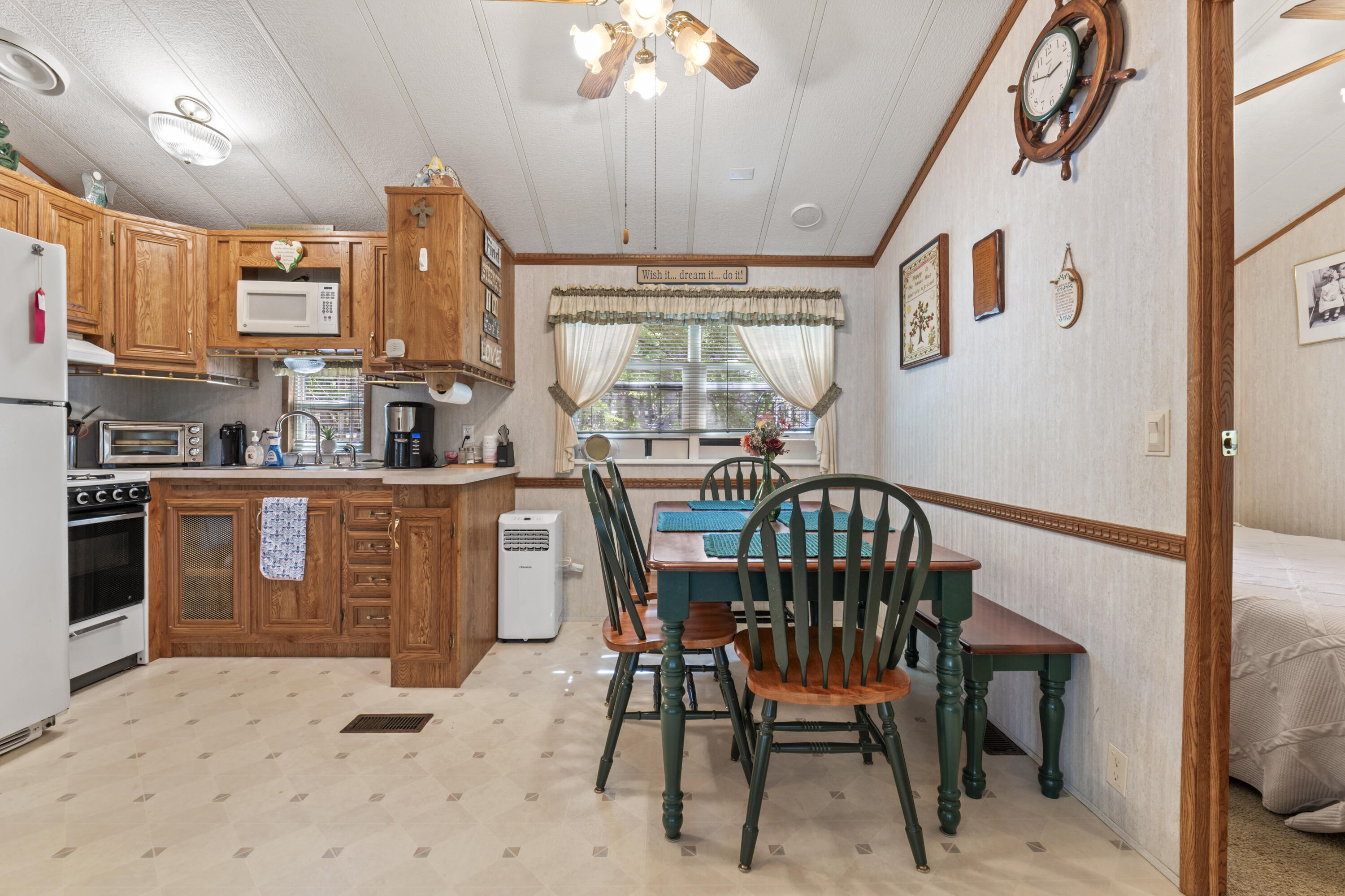 1446 Paleo Woods Way Property Photo 12