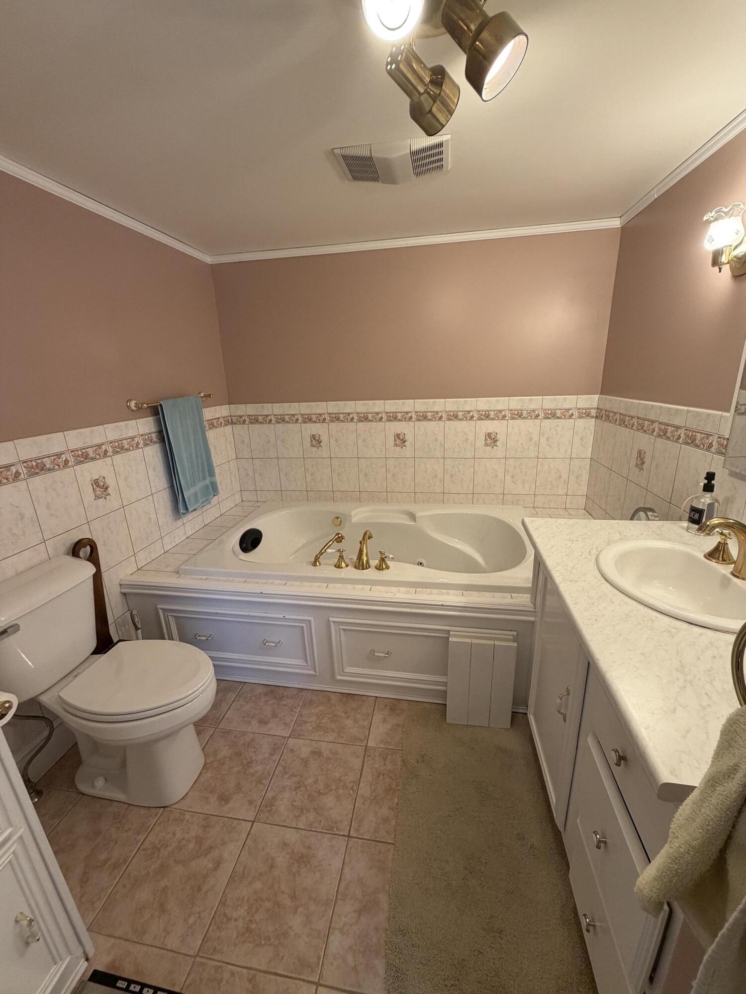 137 Maine Avenue Property Photo 26