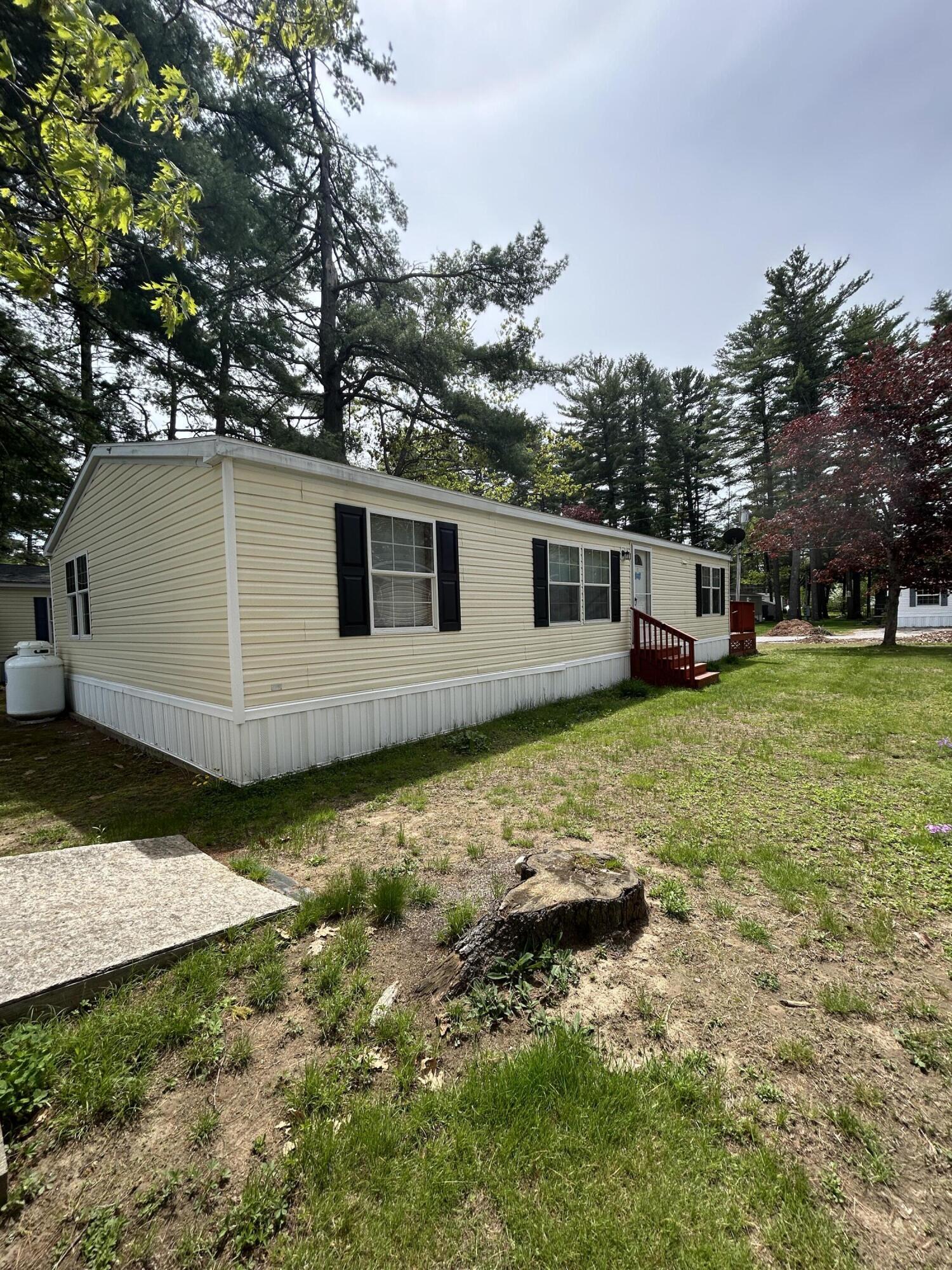 30 Franklin Parkway Property Photo 4