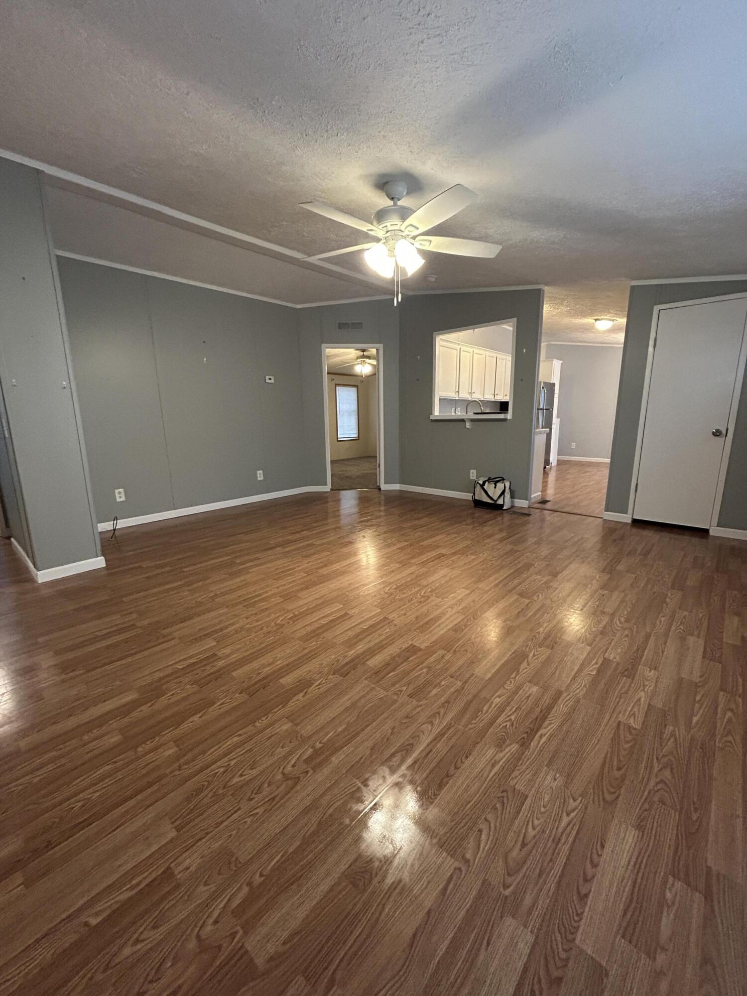 30 Franklin Parkway Property Photo 6