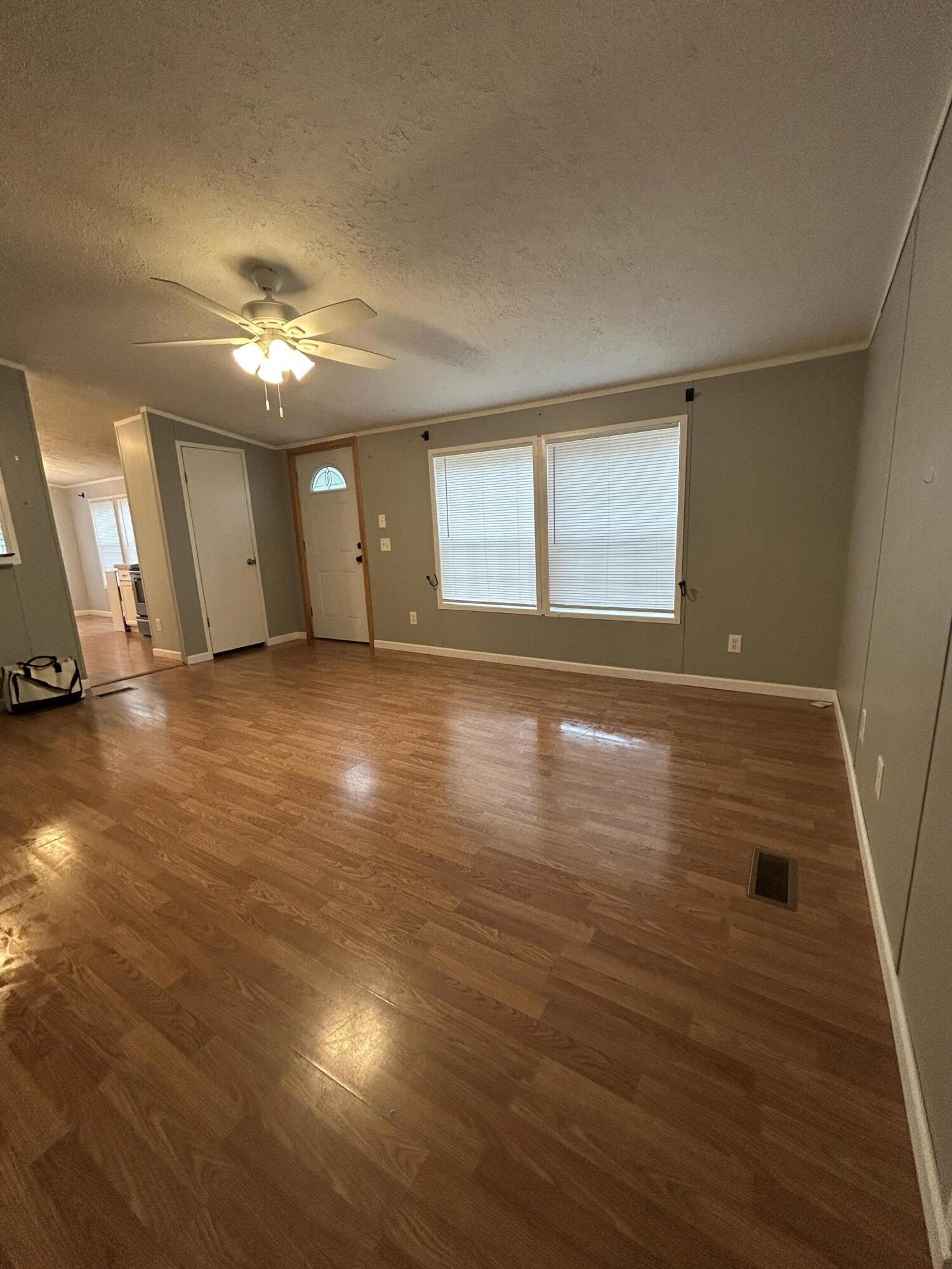 30 Franklin Parkway Property Photo 7