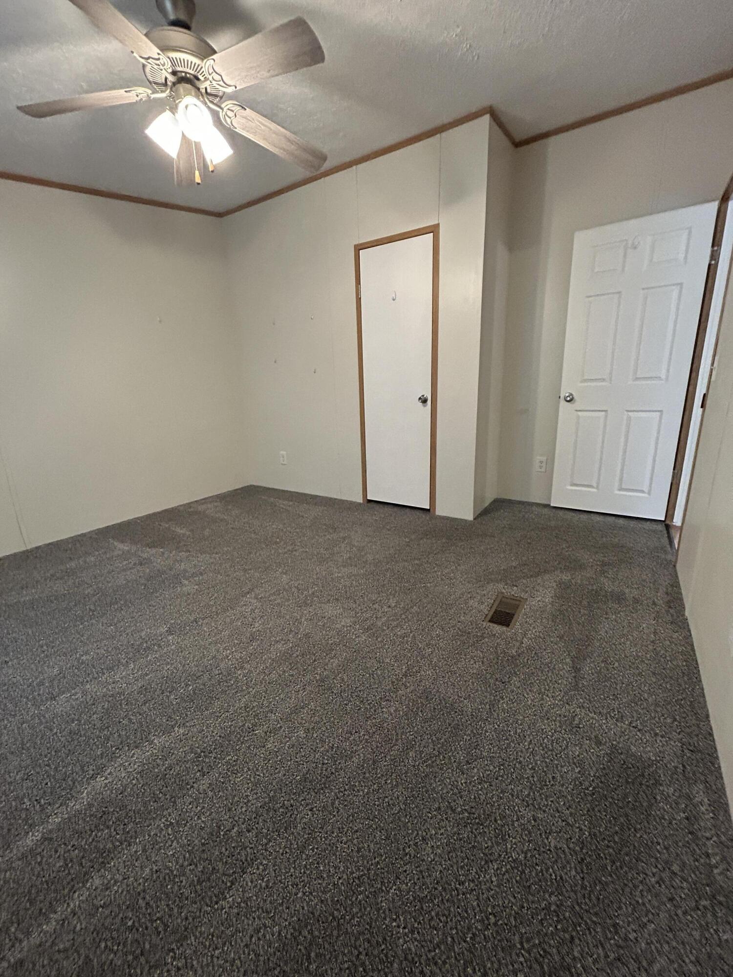 30 Franklin Parkway Property Photo 8