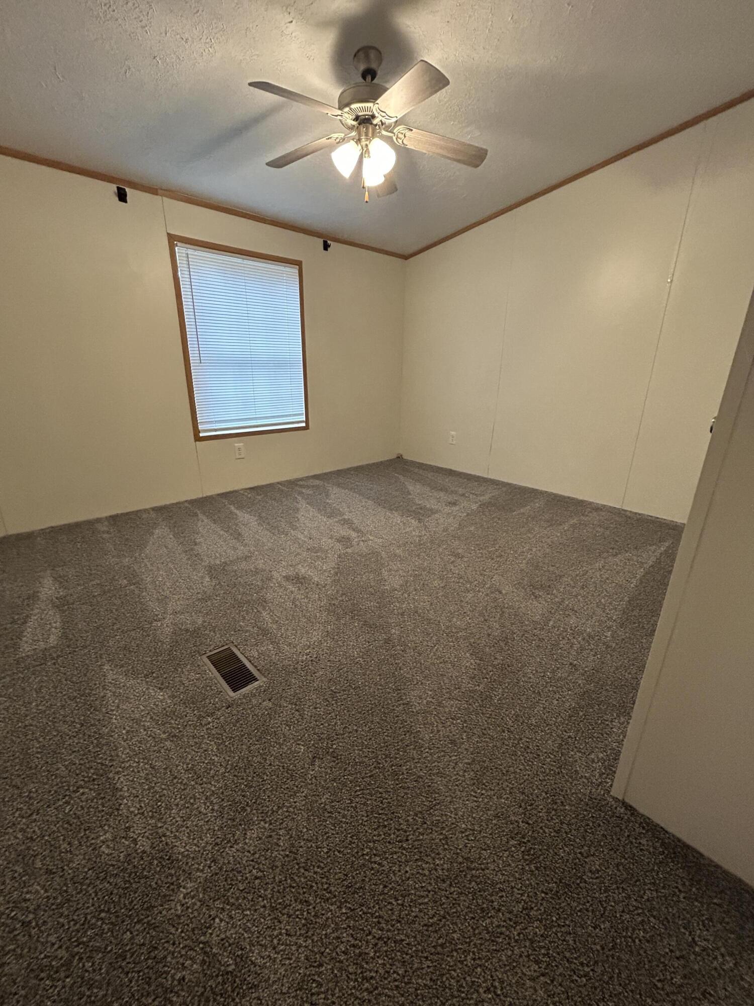 30 Franklin Parkway Property Photo 9