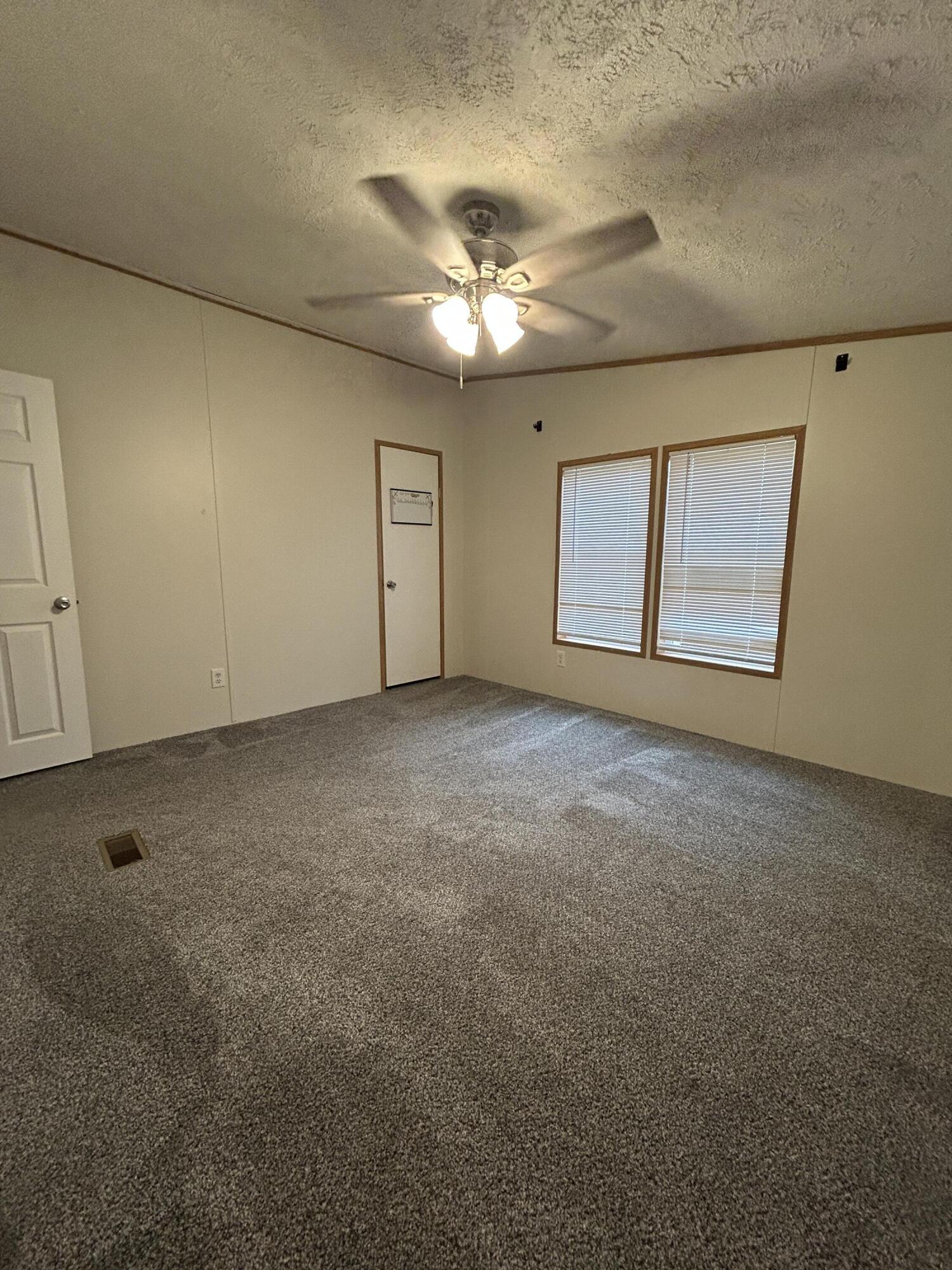 30 Franklin Parkway Property Photo 10