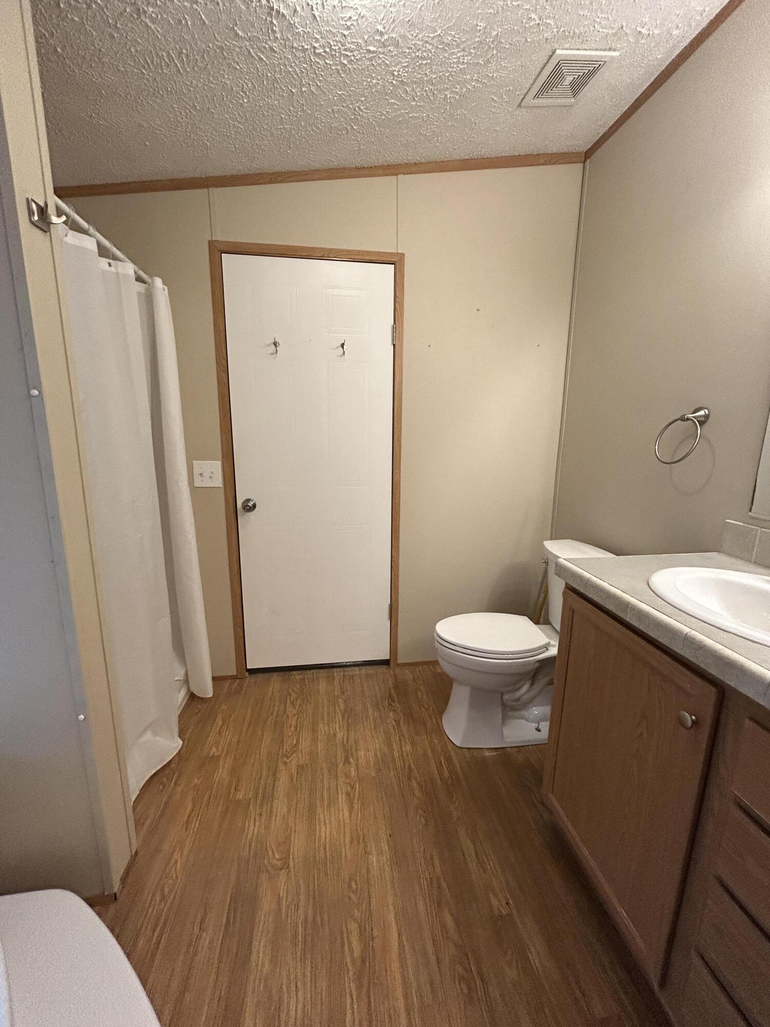 30 Franklin Parkway Property Photo 17
